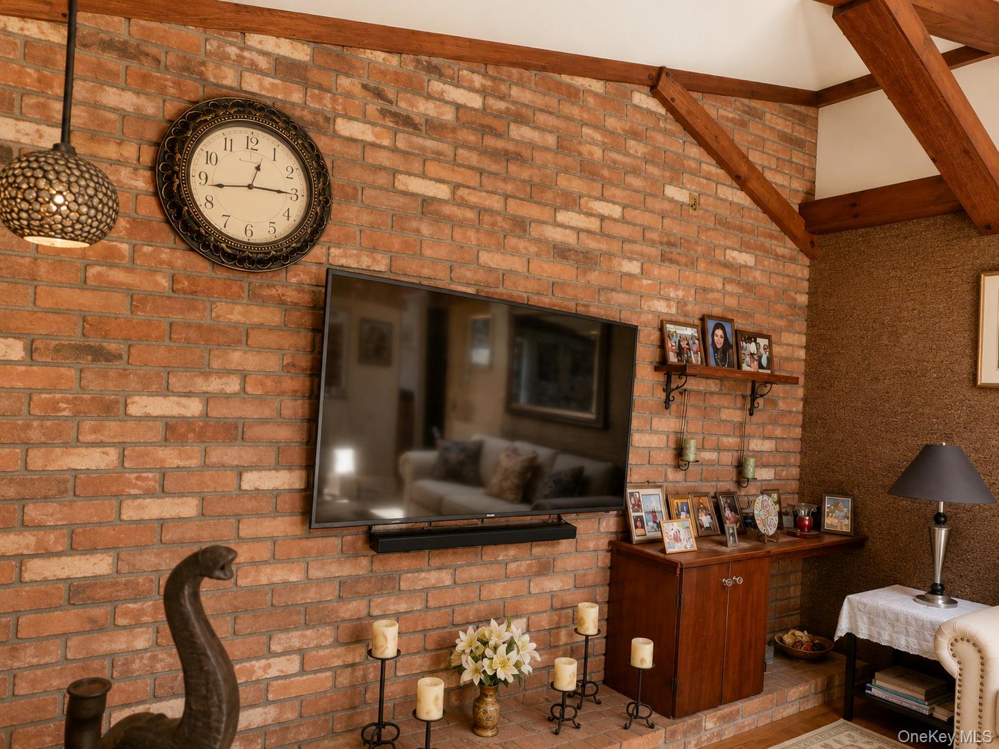 10 Tioken Road Property Photo 15