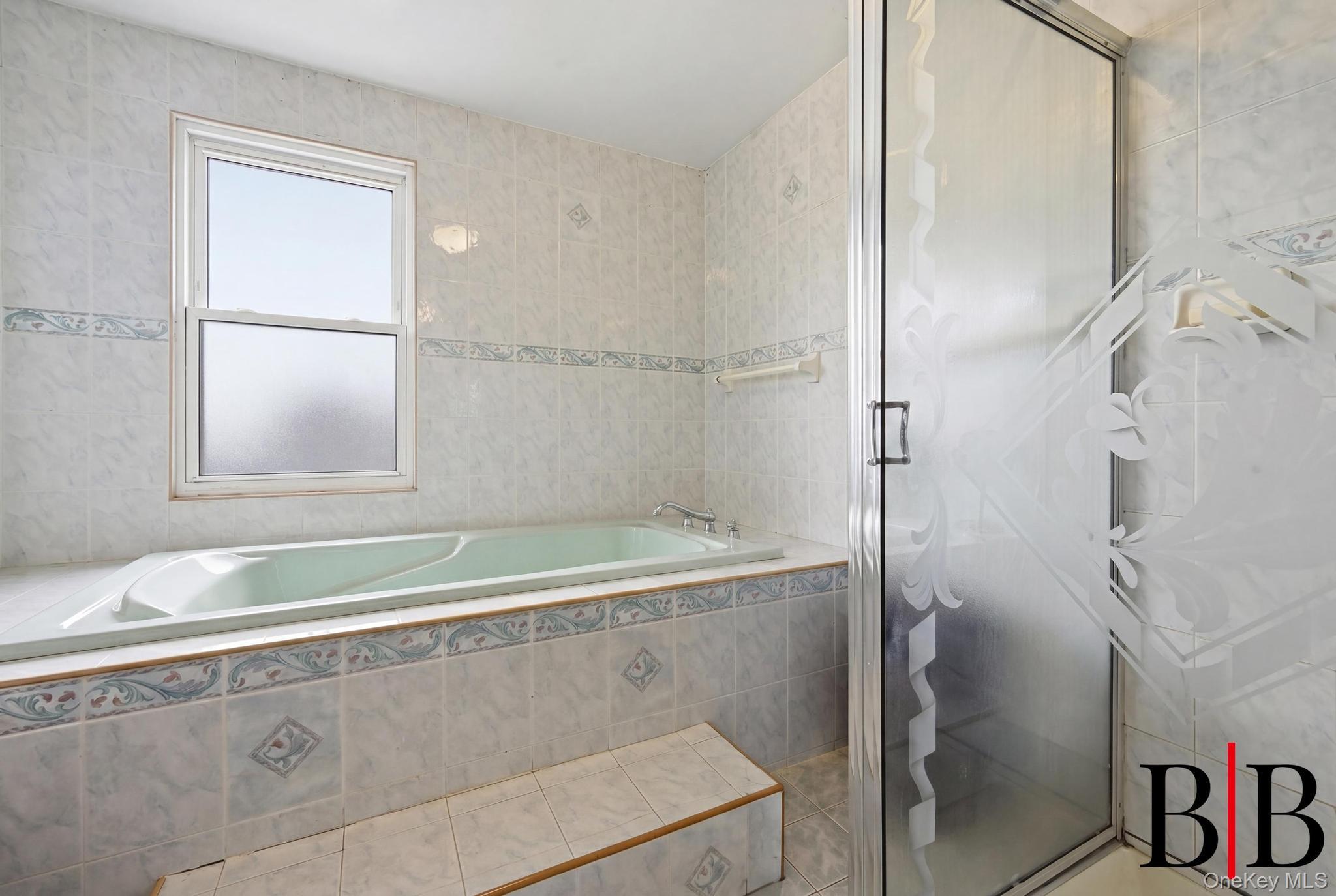533 Beach 130th Street Property Photo 18