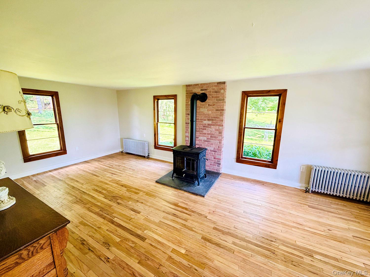 180 Henderson Road Property Photo 18
