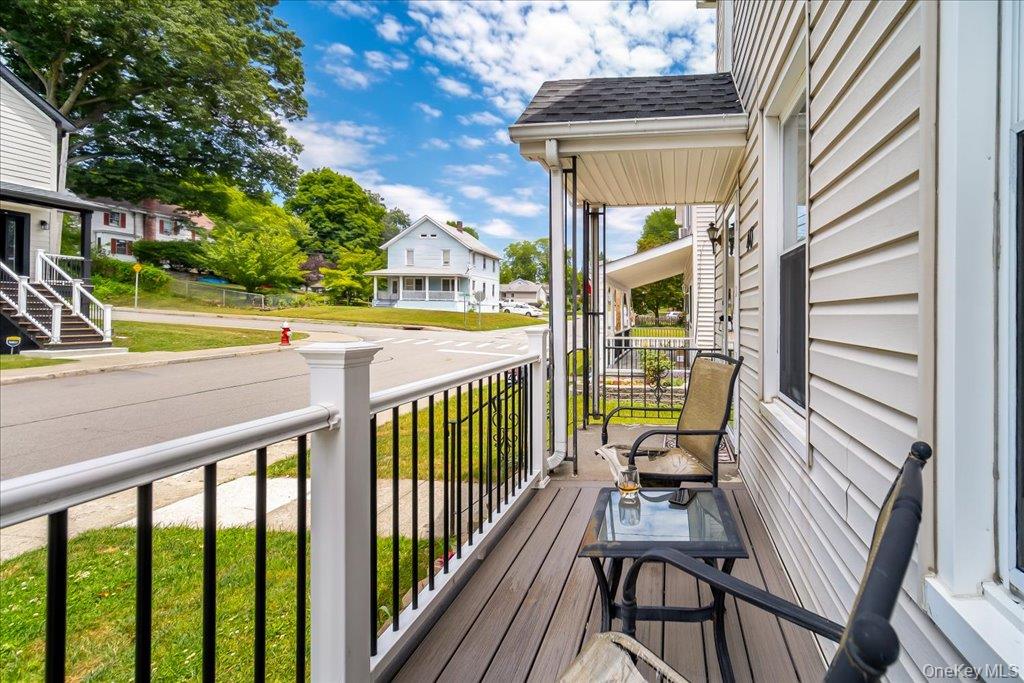 40 N Elm Street Property Photo 4