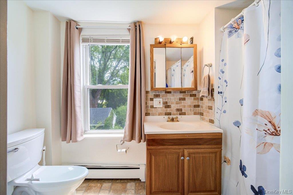 40 N Elm Street Property Photo 13