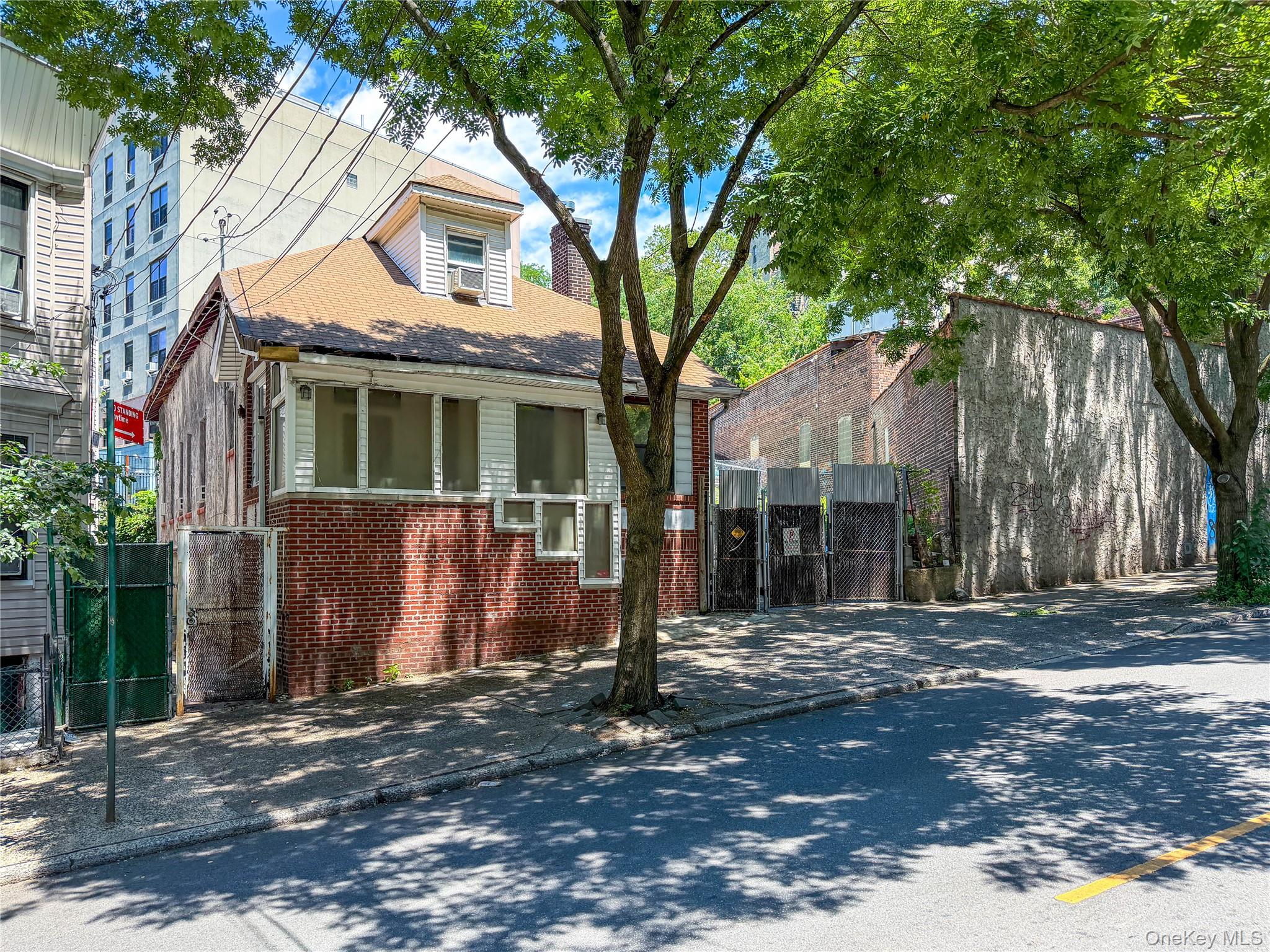 191 W 168th Street Property Photo 1