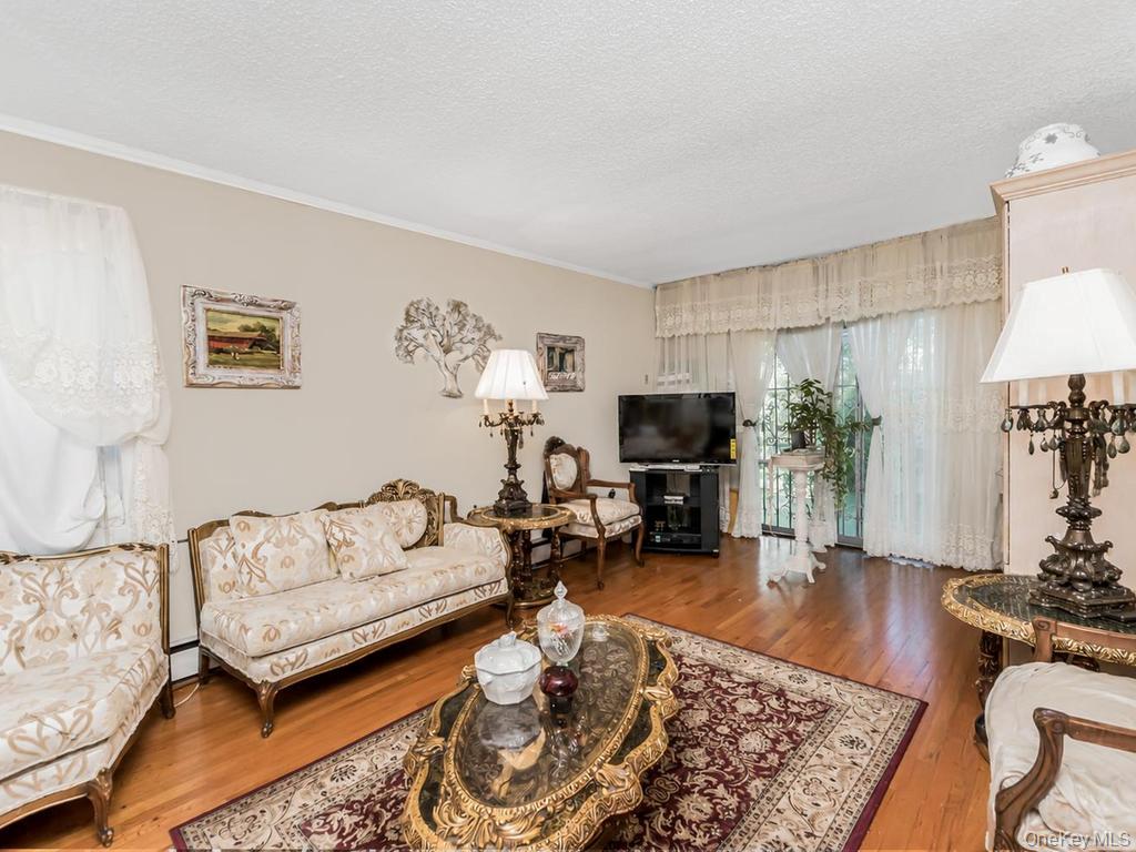 4607 Wilder Avenue Property Photo 7