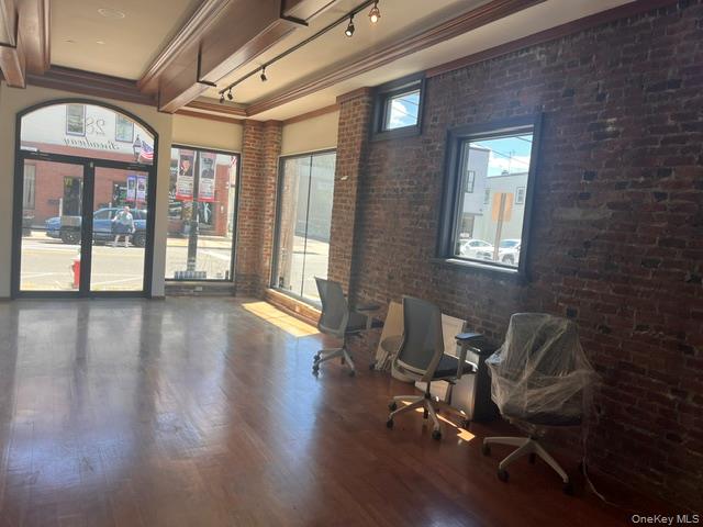 281 Broadway Property Photo 2