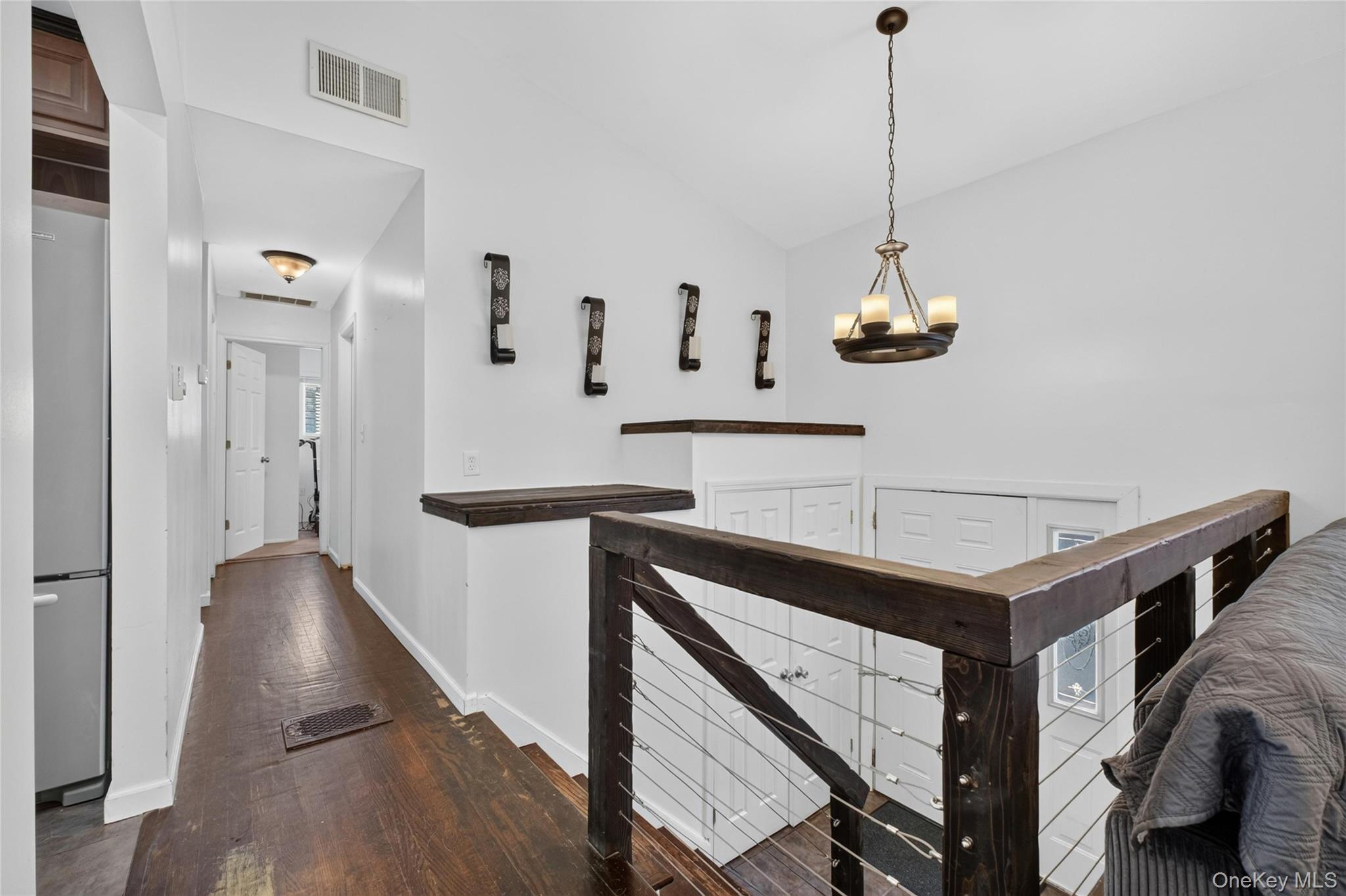 92 Boulevard Property Photo 15