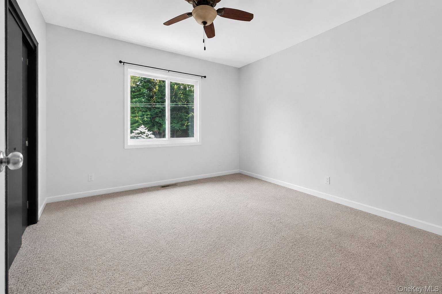 92 Boulevard Property Photo 20