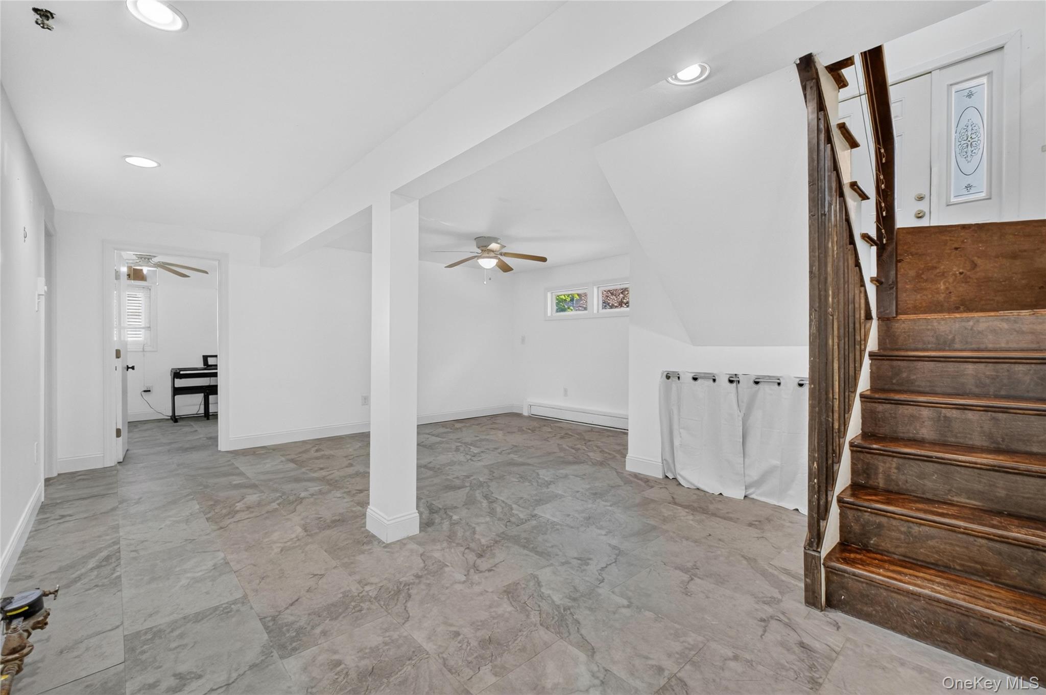 92 Boulevard Property Photo 22