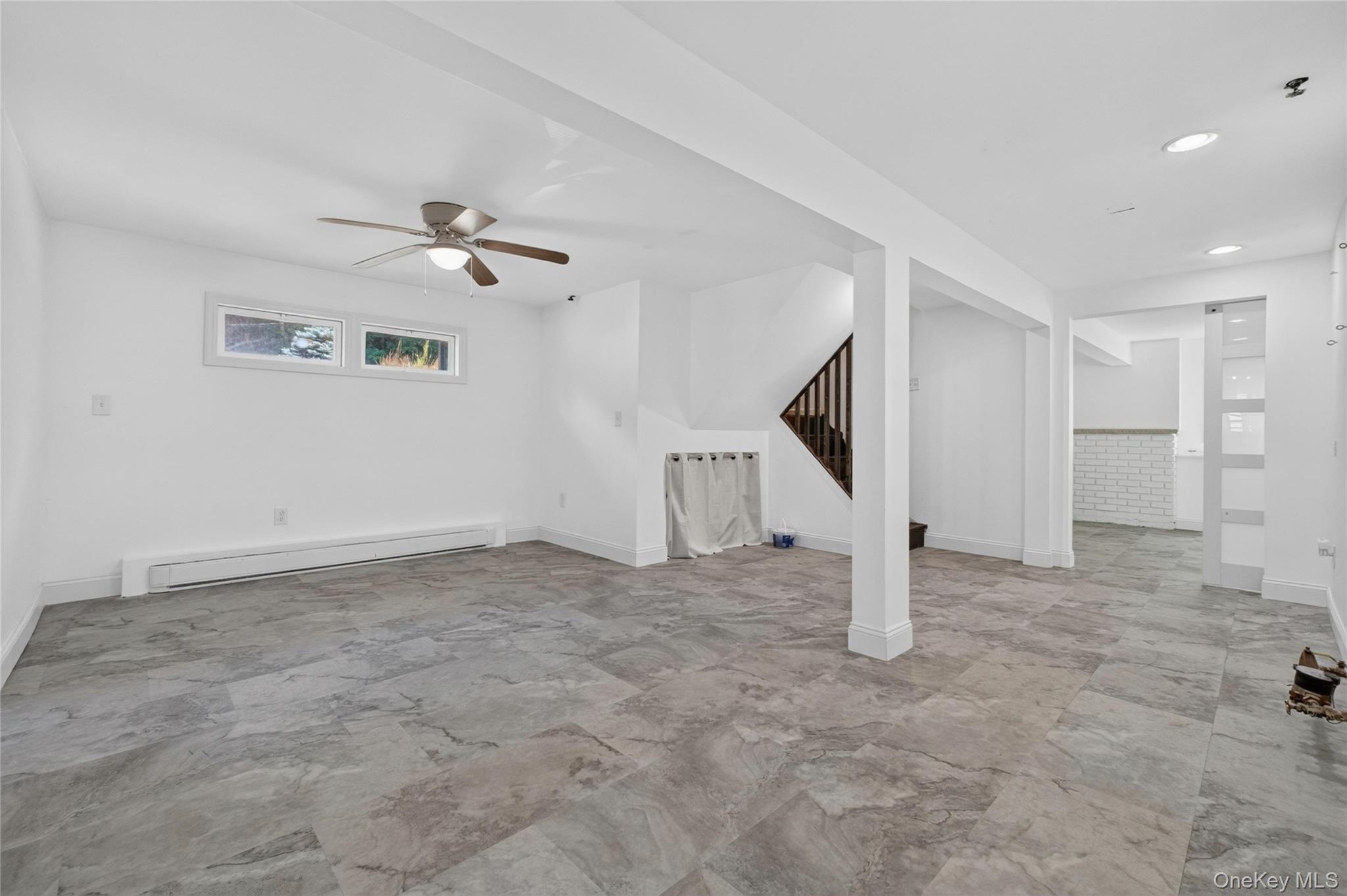 92 Boulevard Property Photo 24