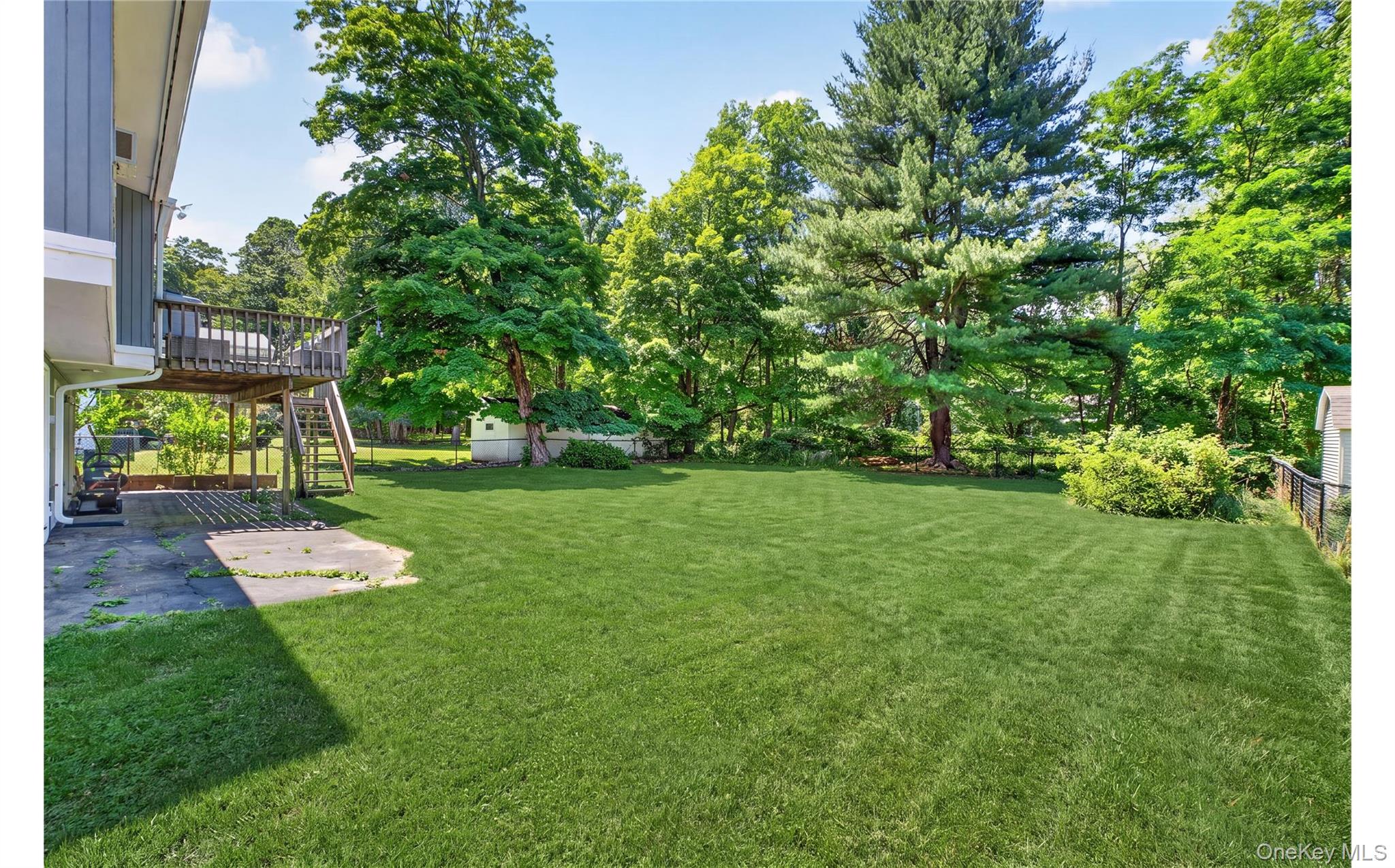 92 Boulevard Property Photo 37