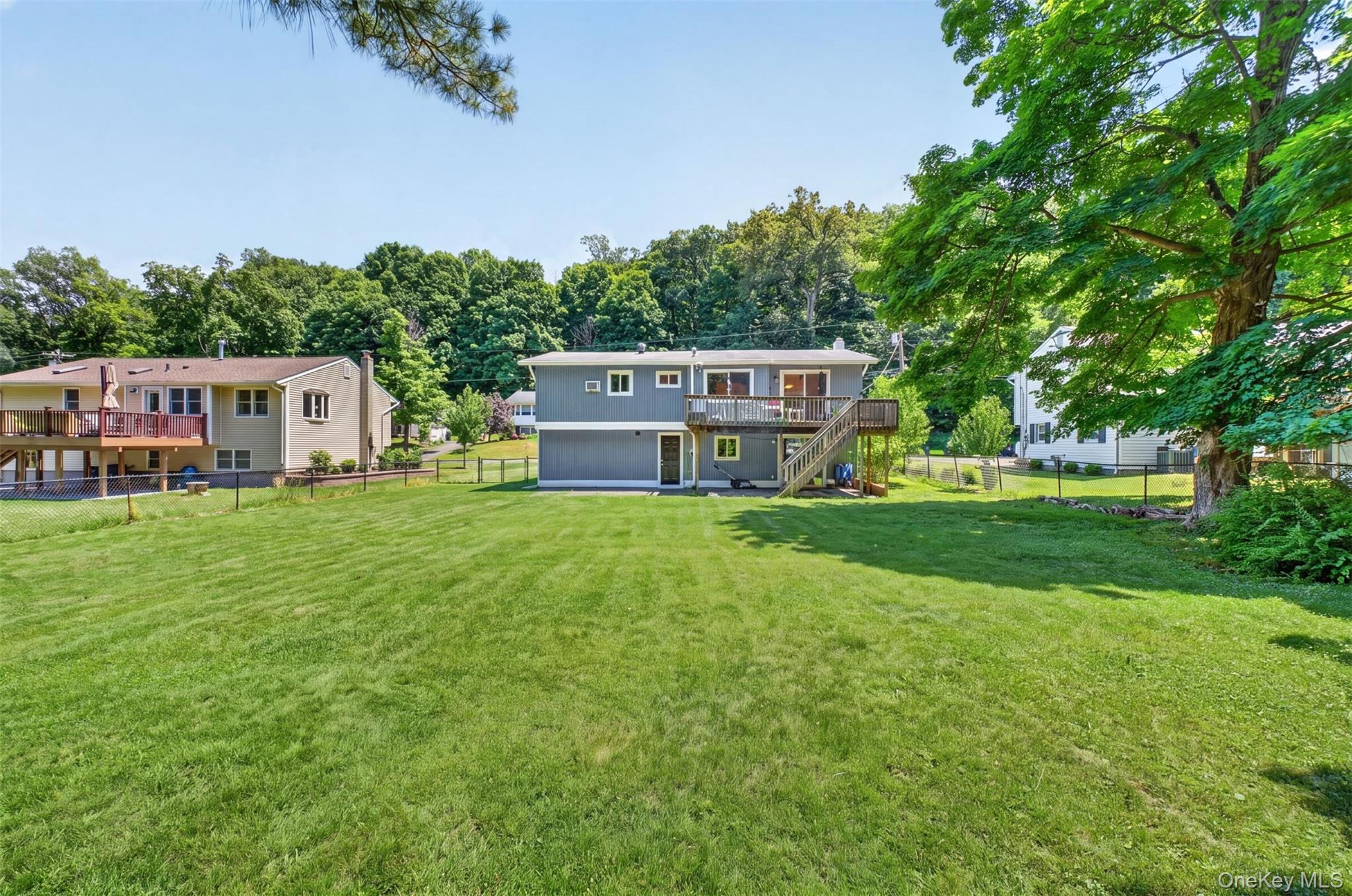 92 Boulevard Property Photo 39