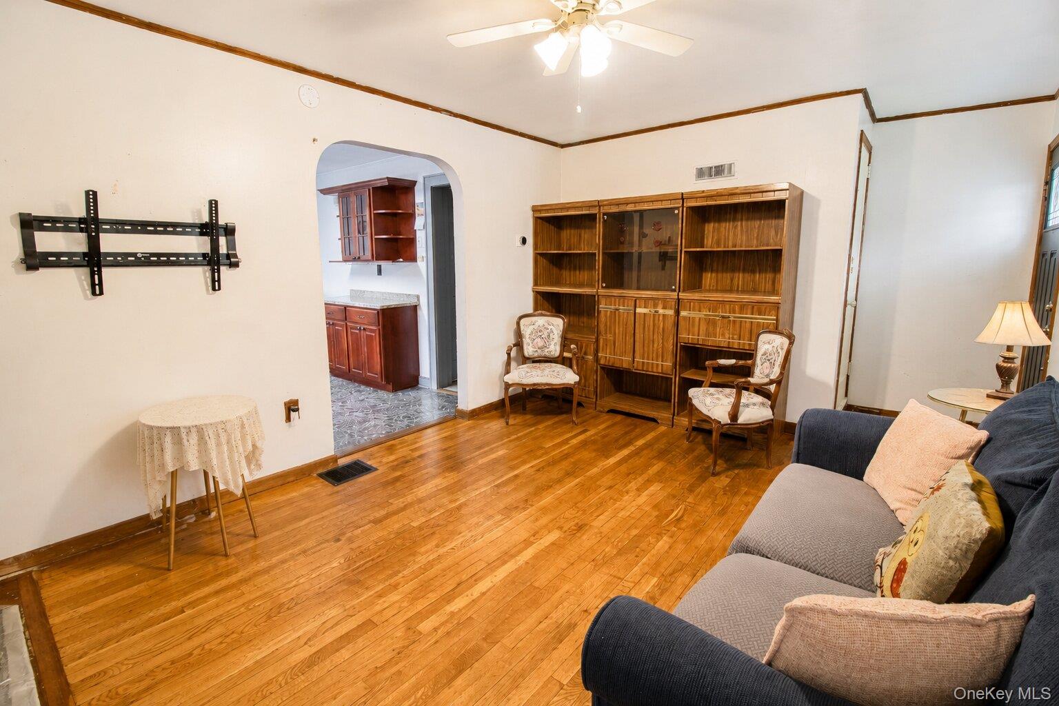 15 S Plank Road Property Photo 8