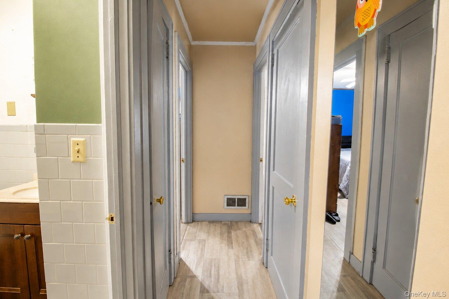 15 S Plank Road Property Photo 11