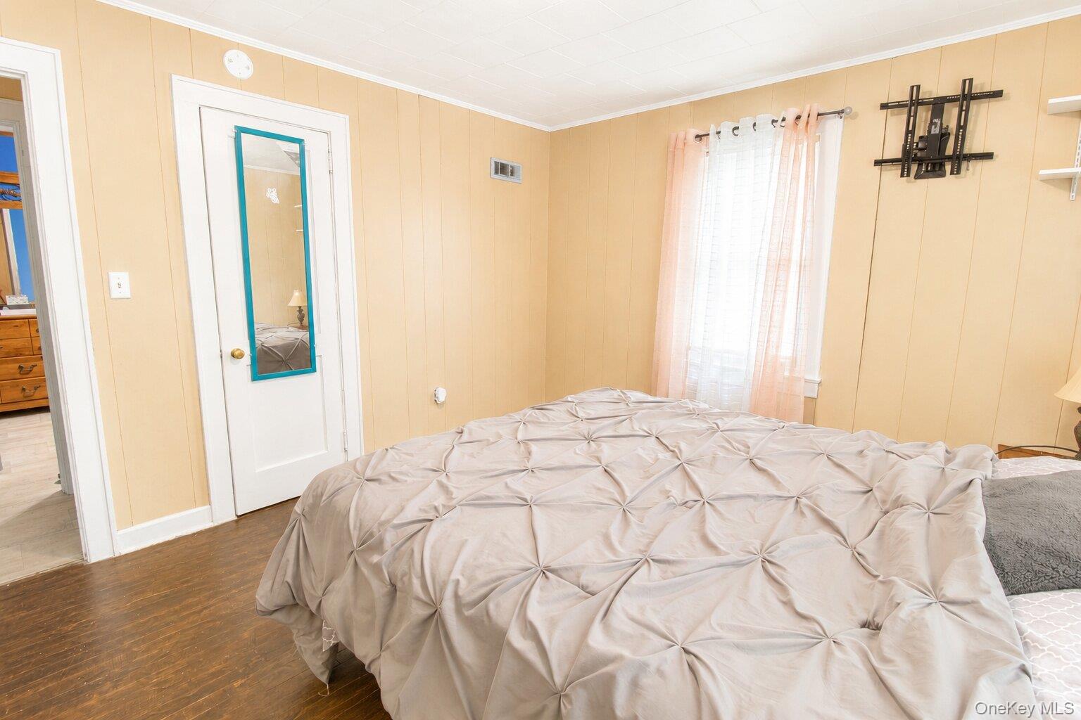 15 S Plank Road Property Photo 16