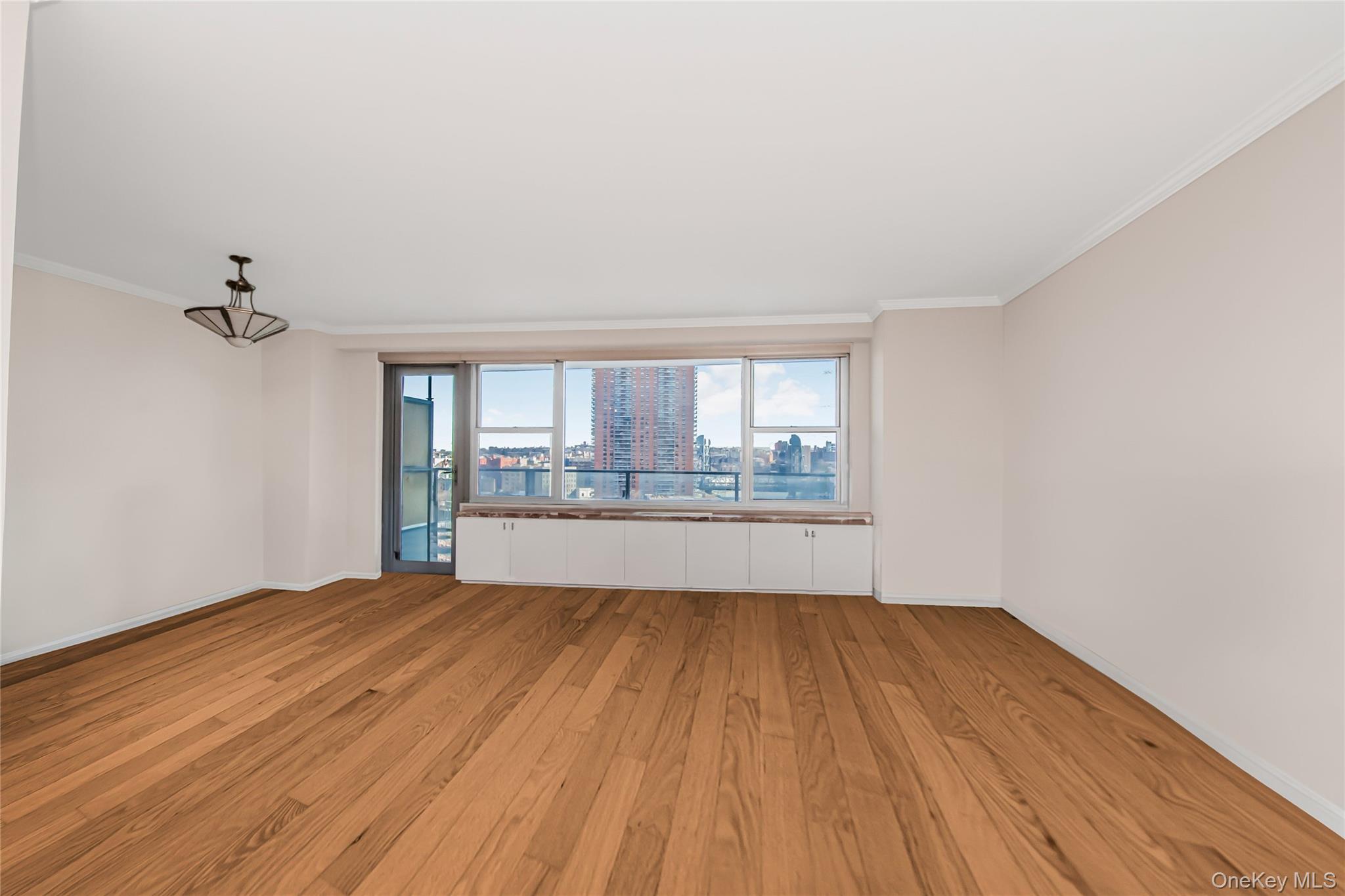 2500 Johnson Avenue 3s Property Photo 2