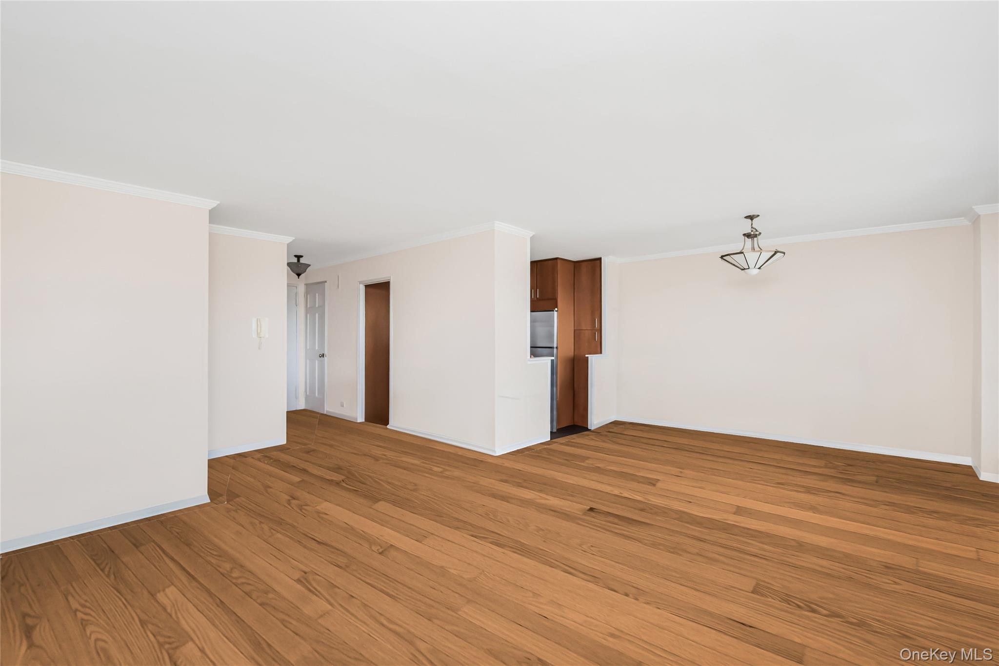 2500 Johnson Avenue 3s Property Photo 3