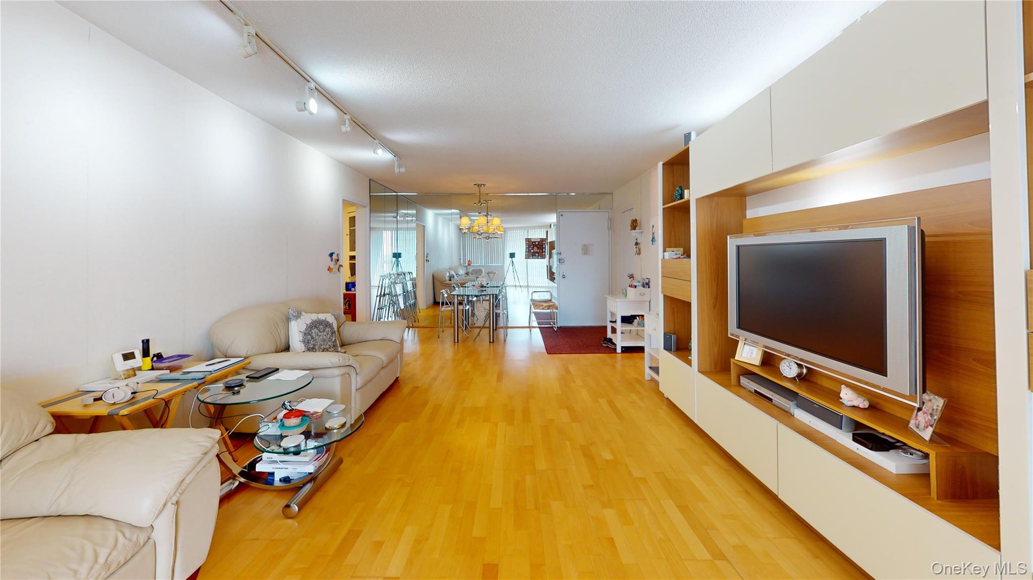 1 Bay Club Drive 17e Property Photo 3