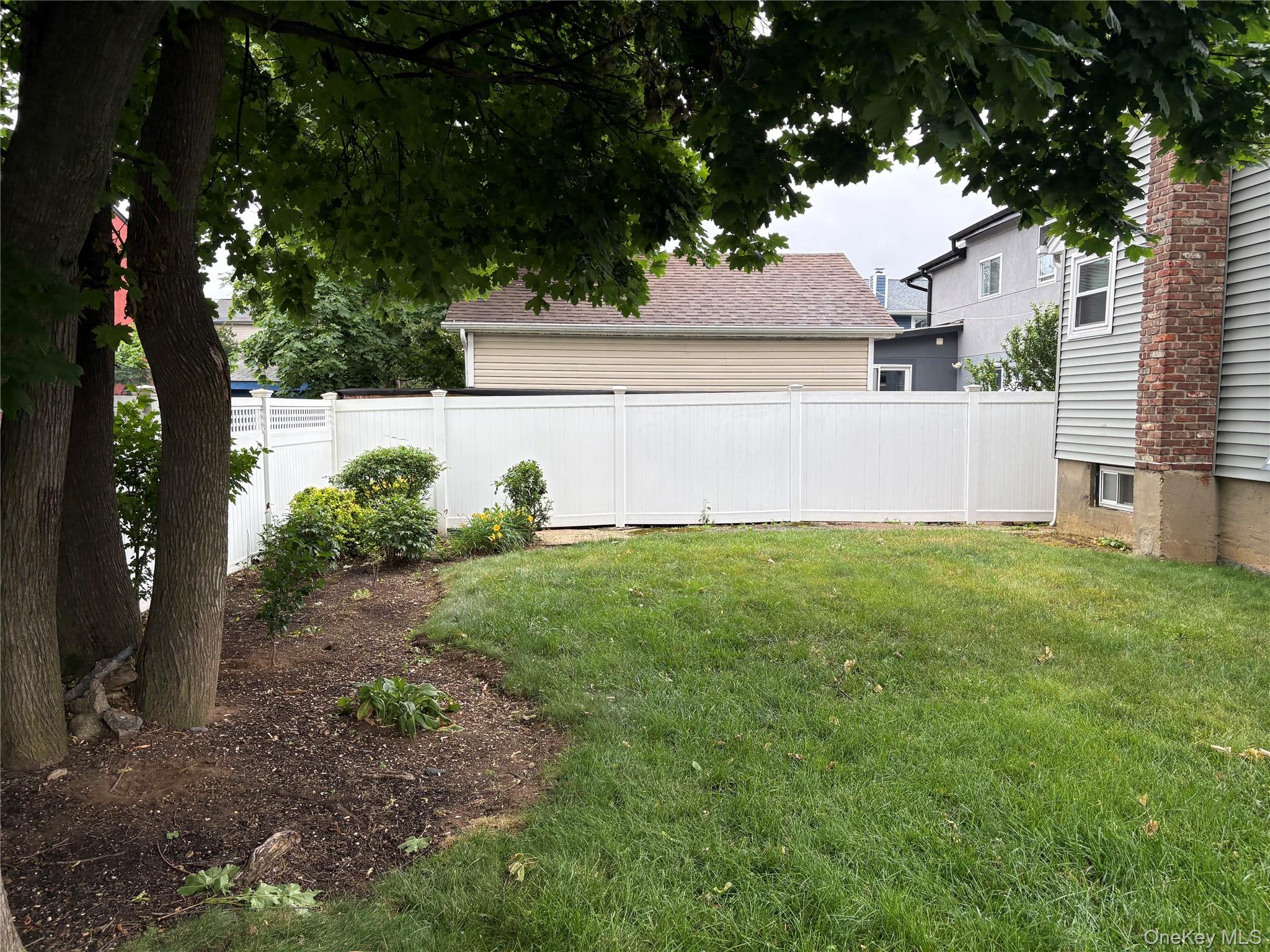 11 Madison Avenue Property Photo 19