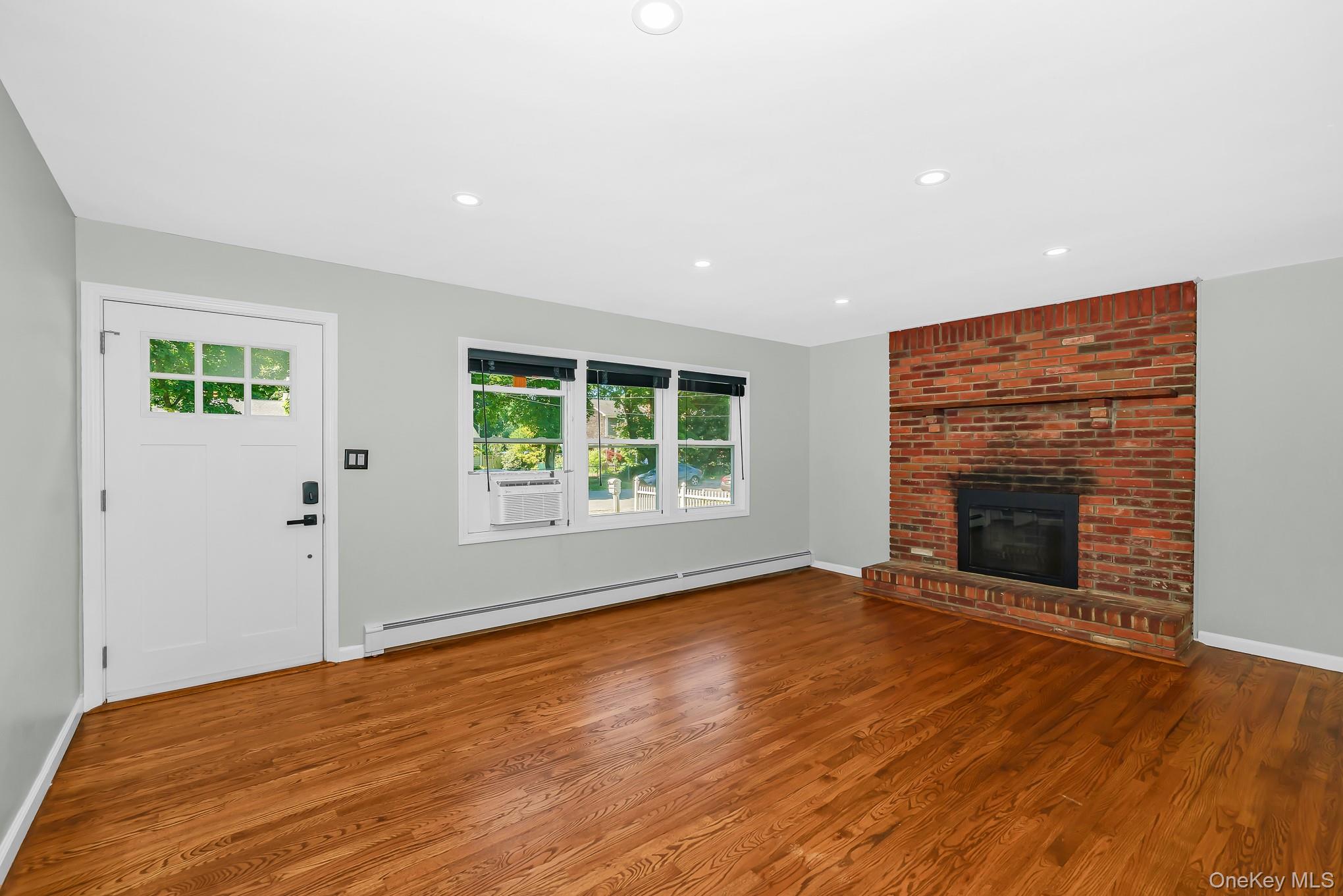 925 Liberty Street Property Photo 13