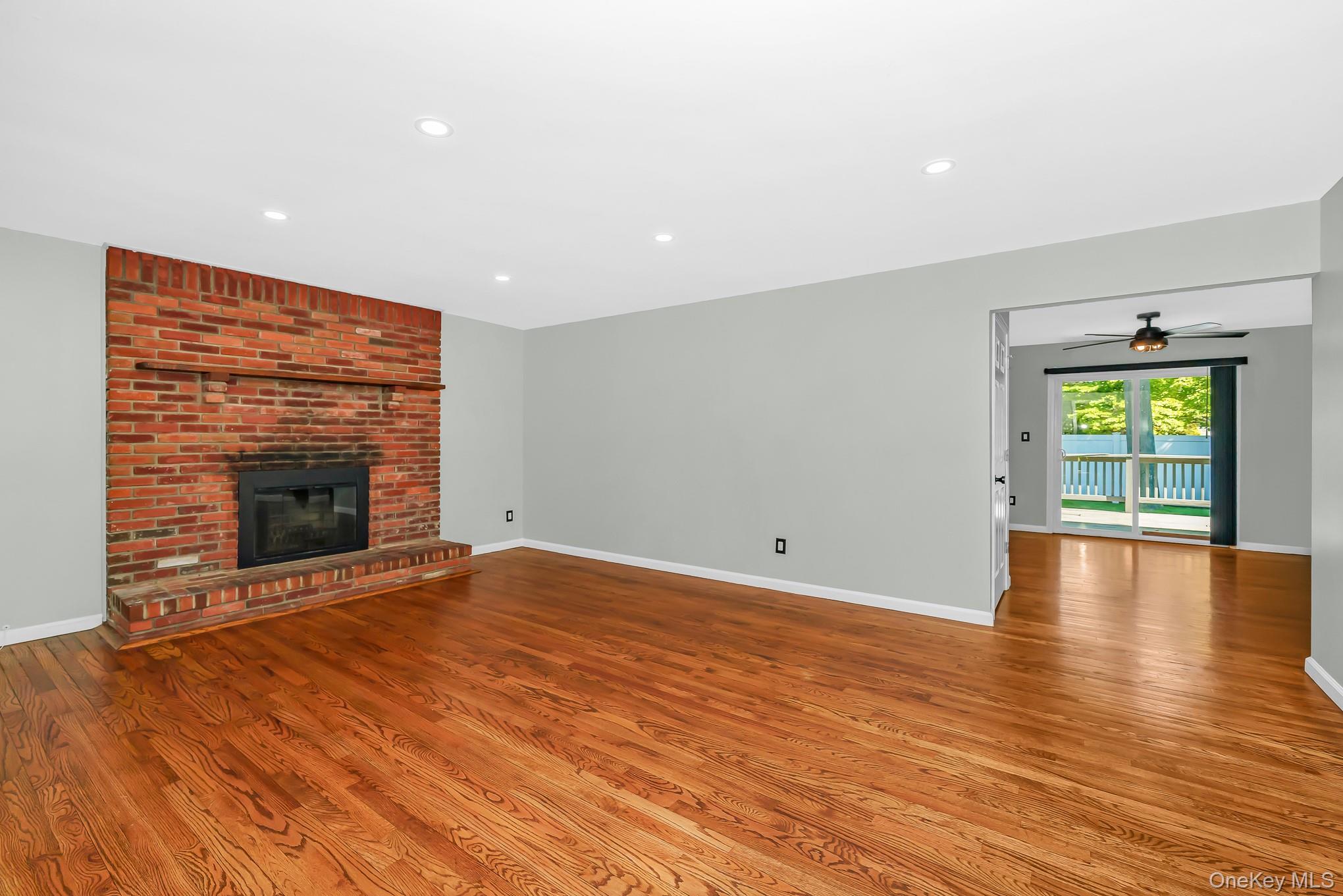 925 Liberty Street Property Photo 14