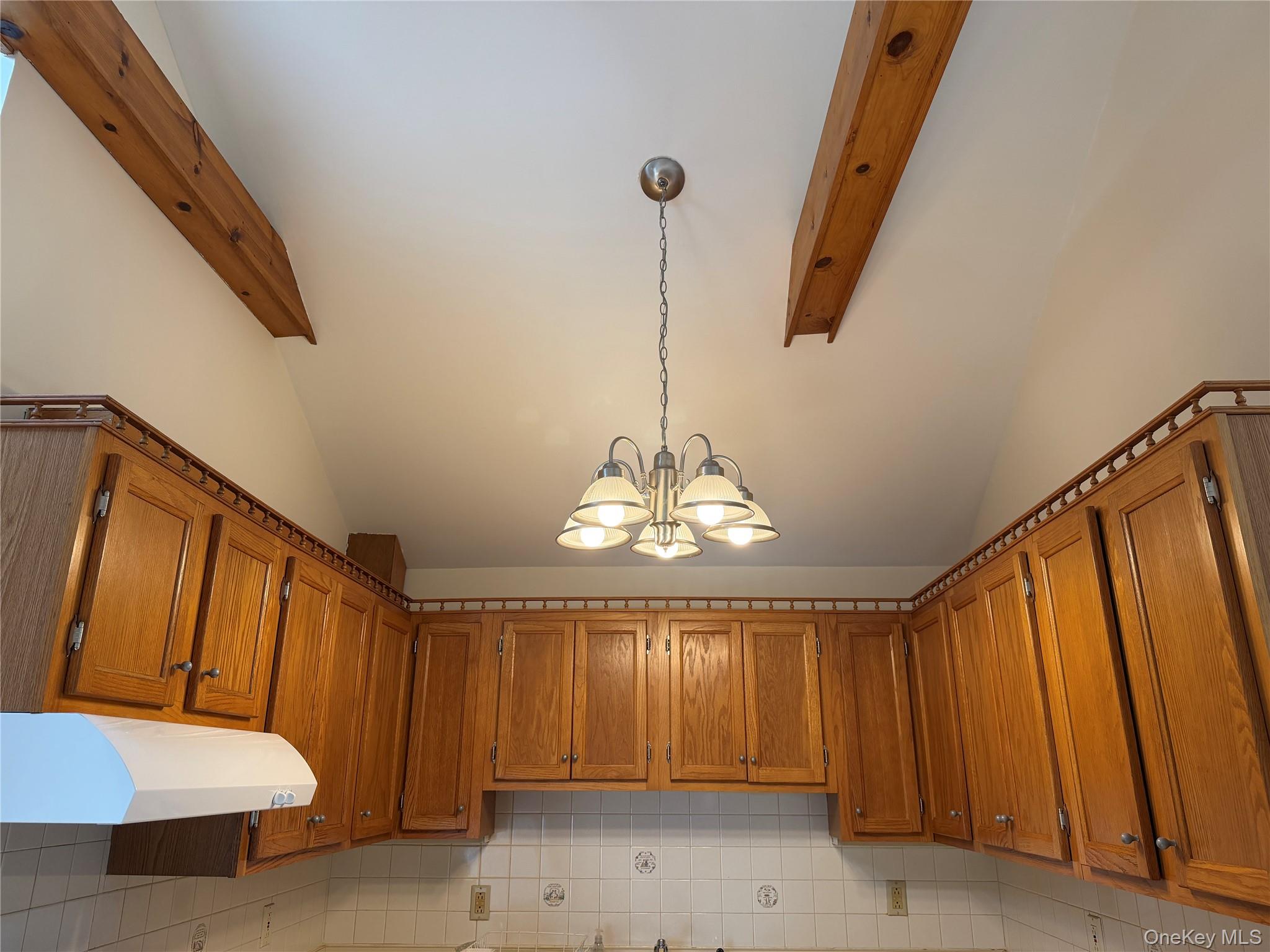 18 Cottage Lane Property Photo 9