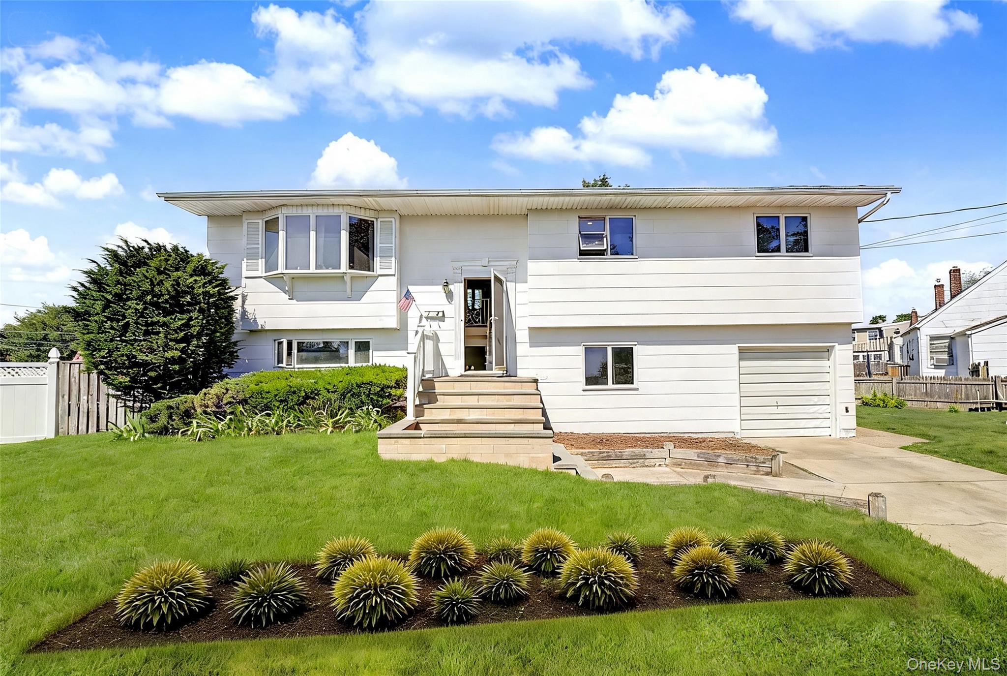 14 Laurel Place Property Photo 1