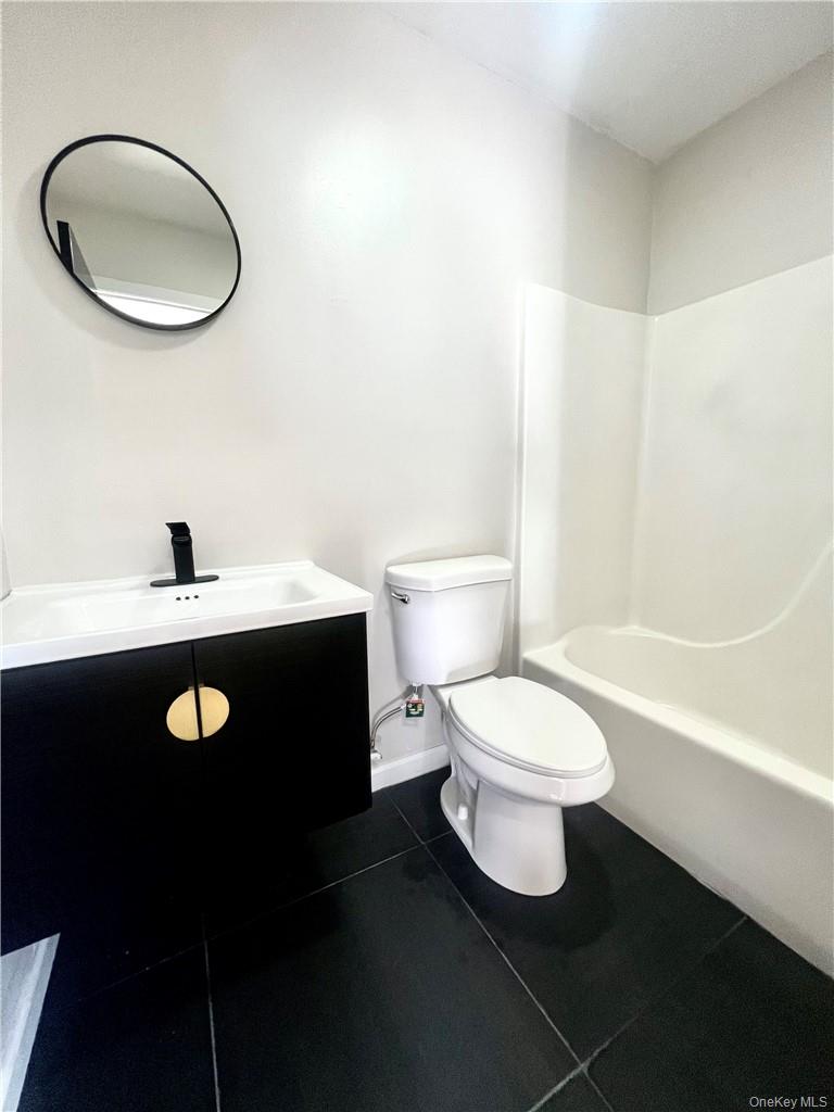 13-19 Cole Street B22 Property Photo 10