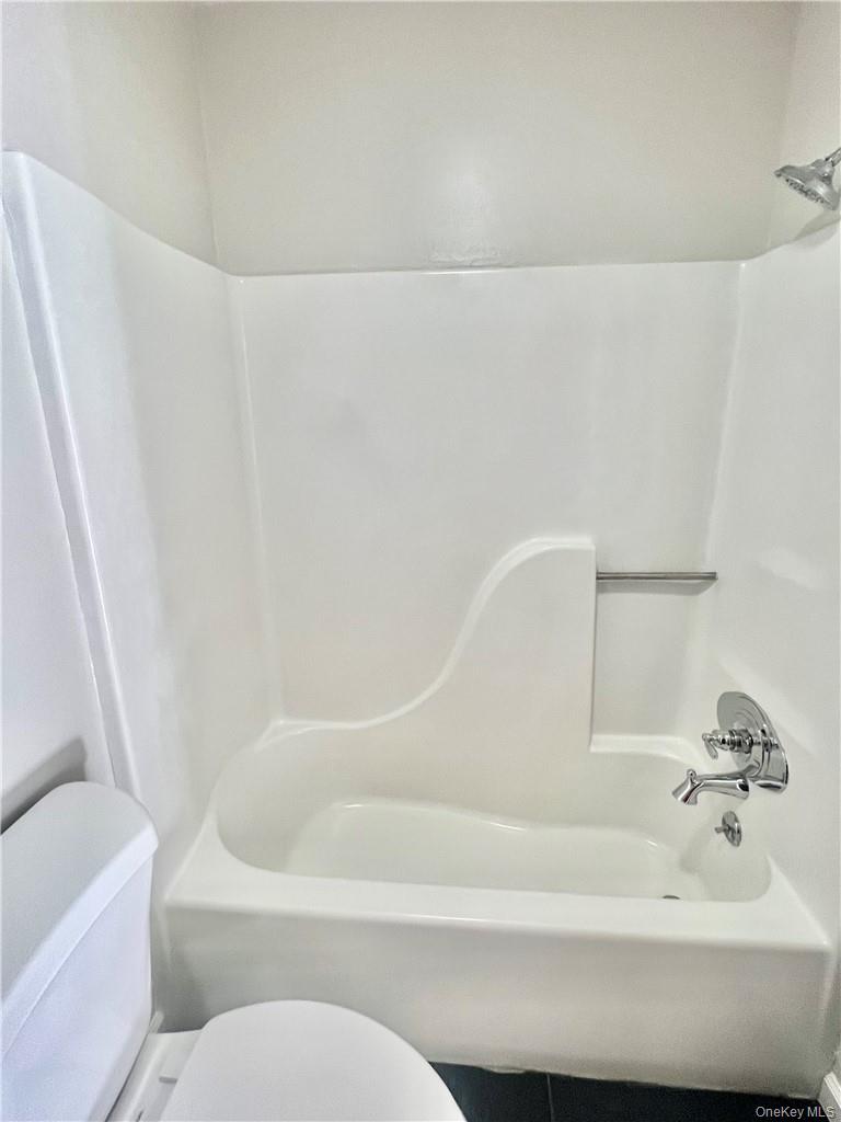 13-19 Cole Street B22 Property Photo 11