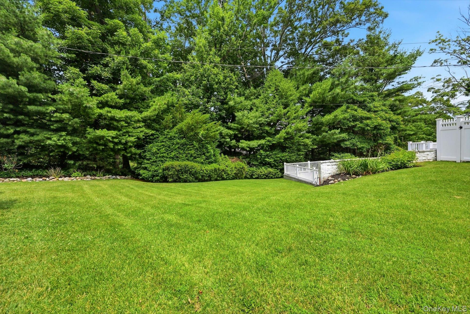 39 N Upper Drive Property Photo 24