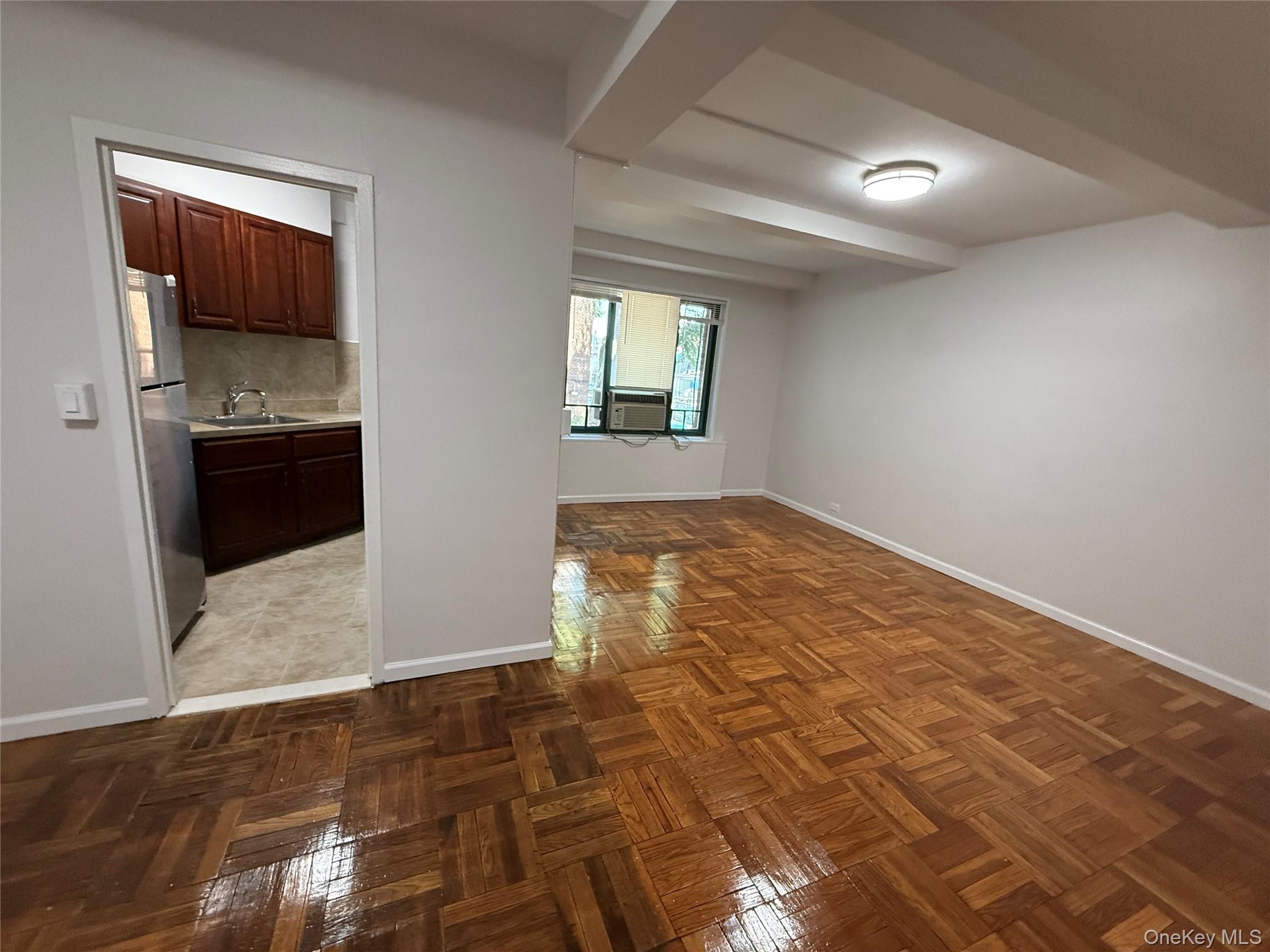 1725 Purdy Street 1c Property Photo 6