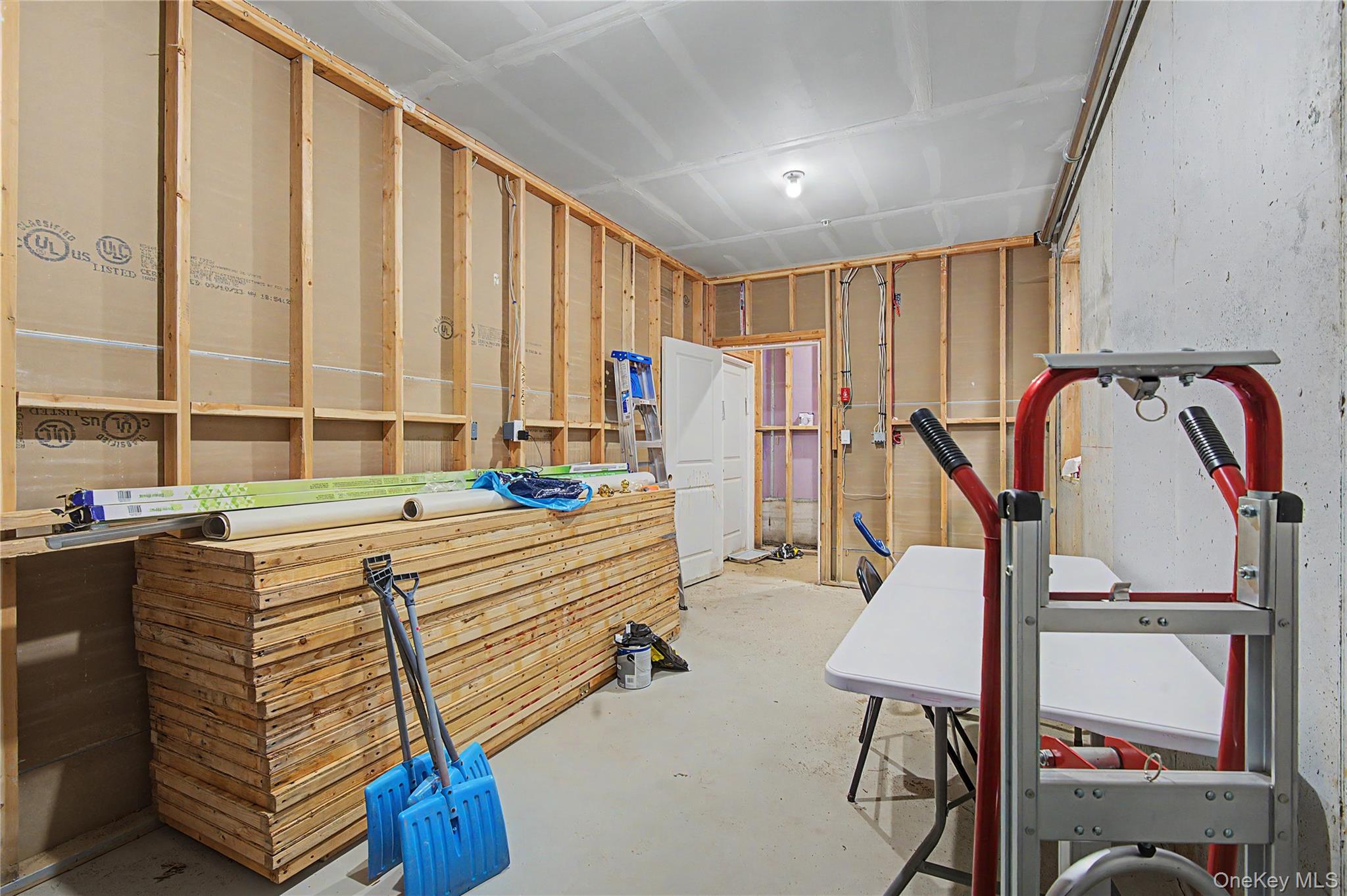 151 Blauvelt 214 Property Photo 27