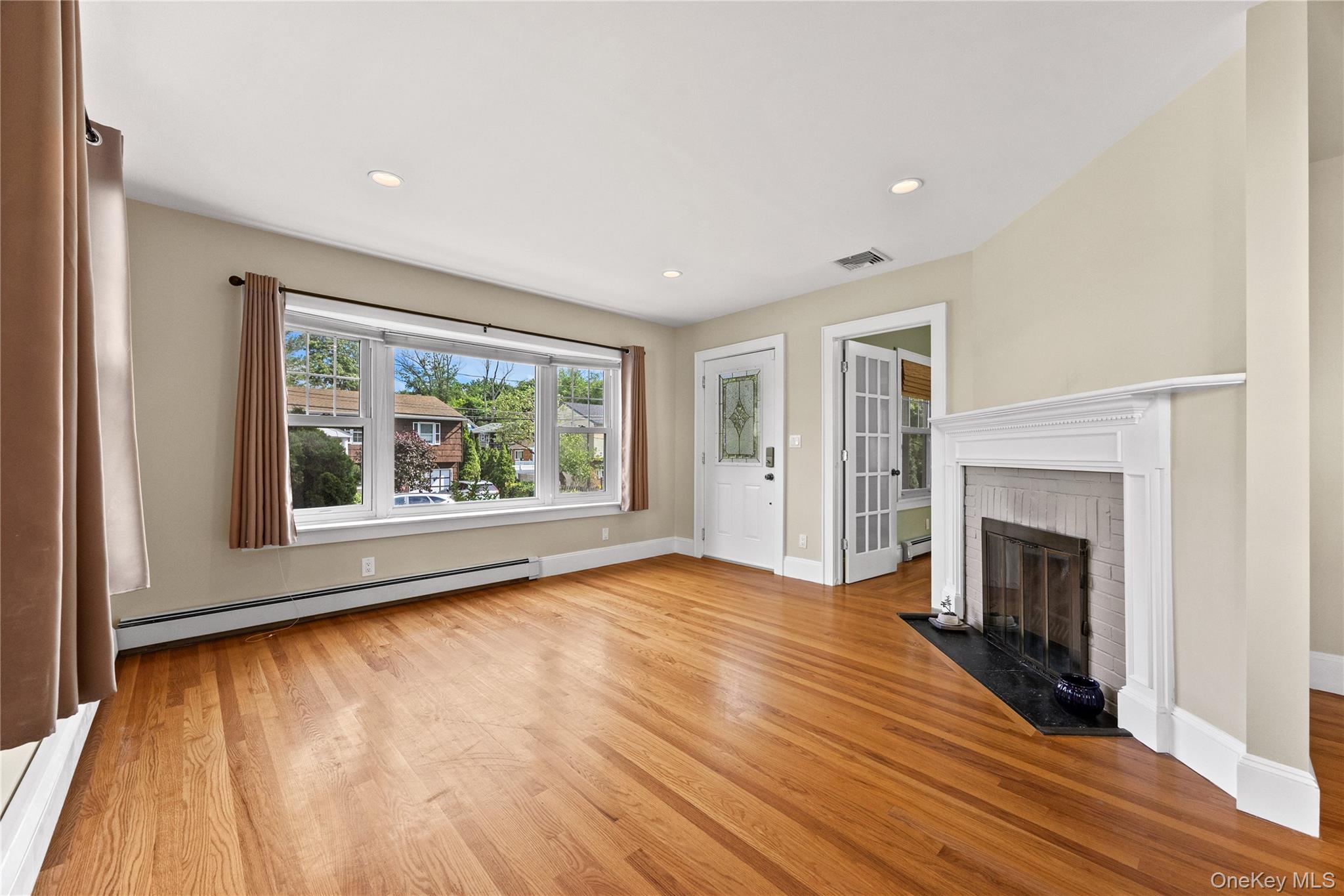15 Pershing Avenue Property Photo 7