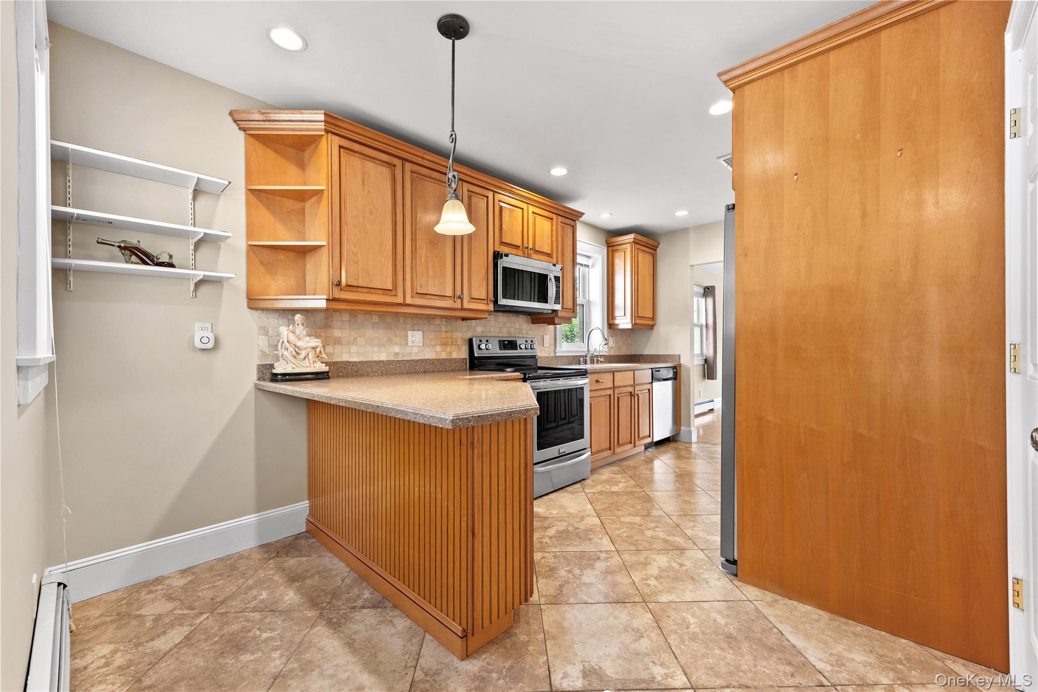 15 Pershing Avenue Property Photo 17