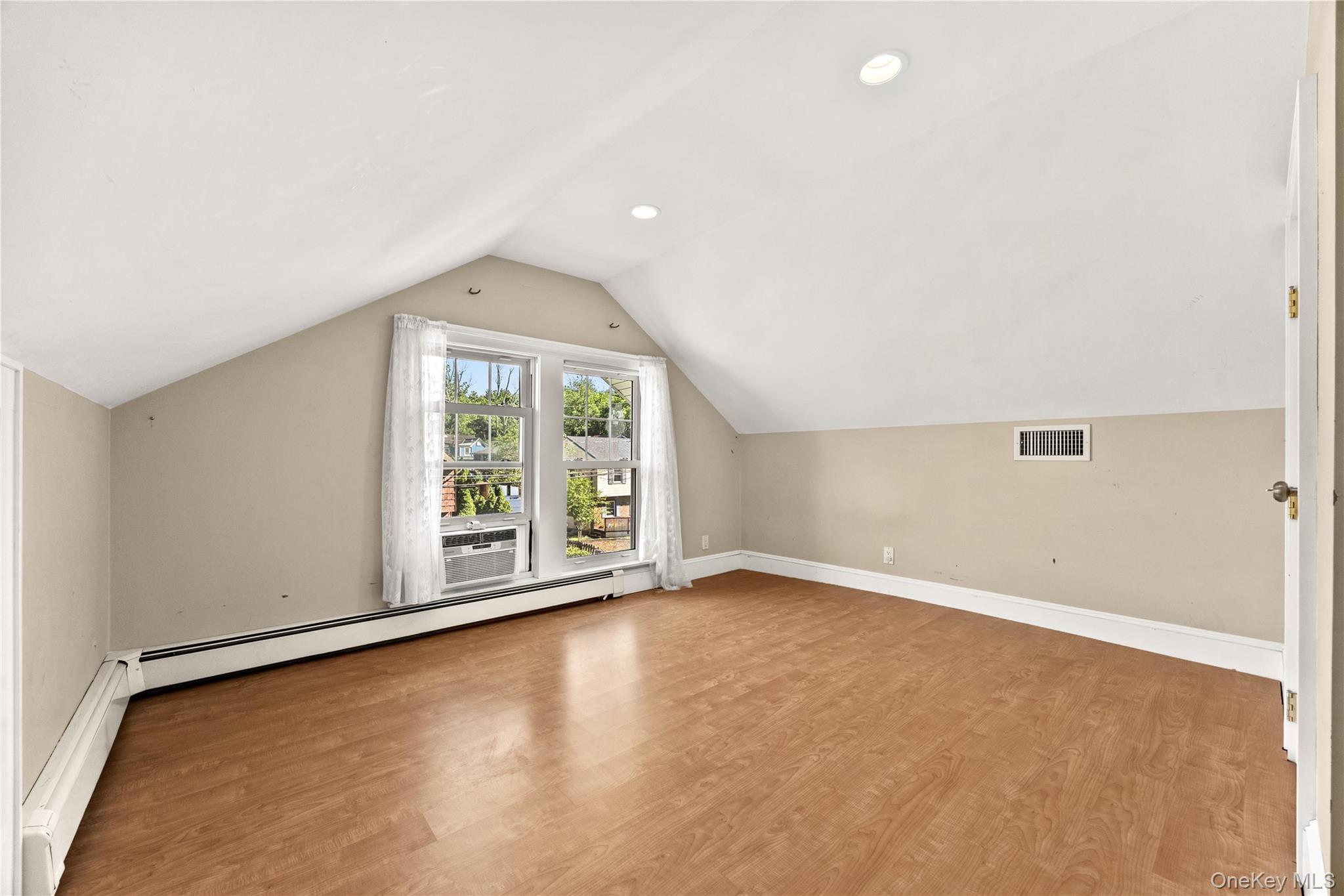 15 Pershing Avenue Property Photo 23