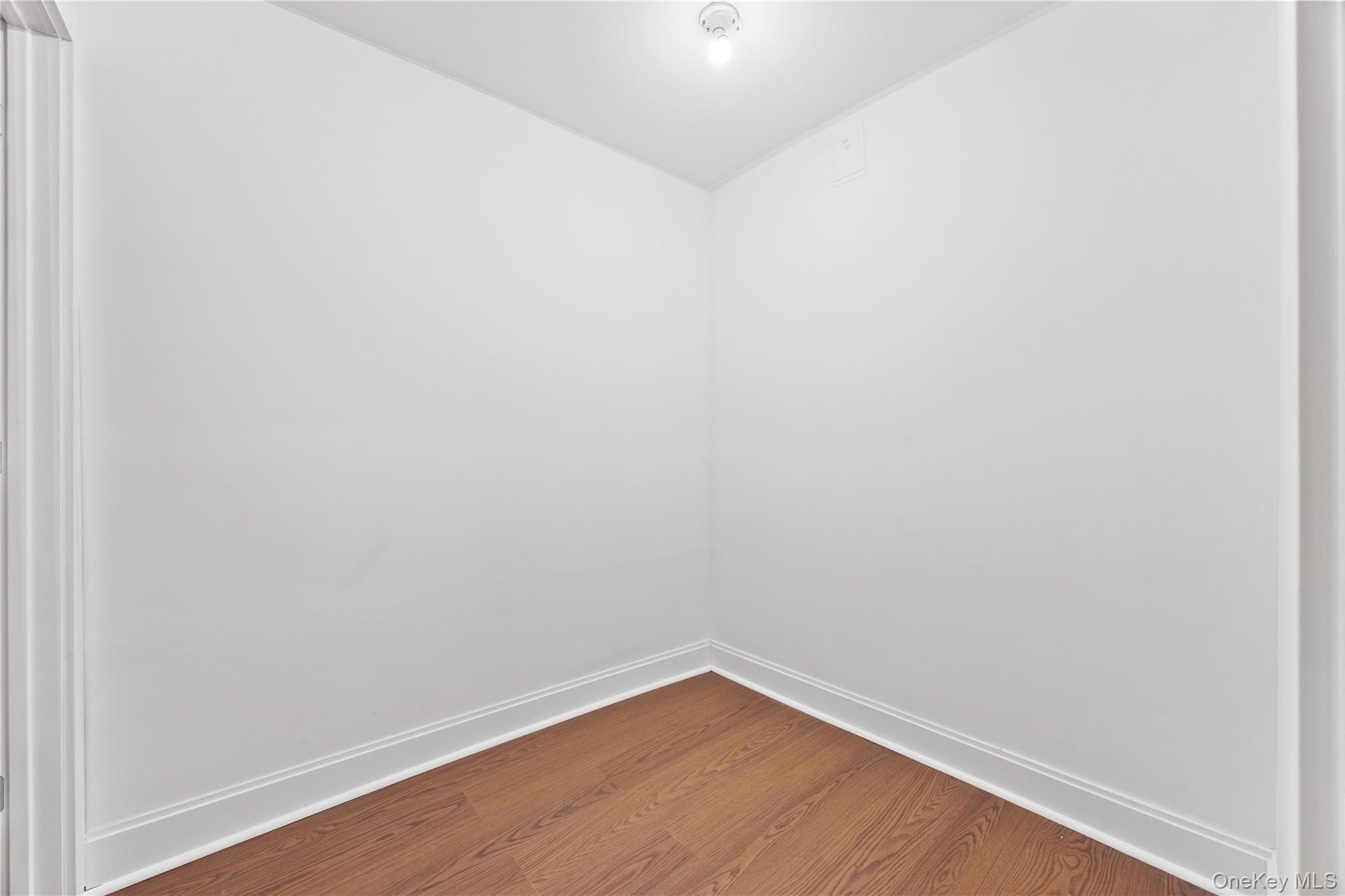 15 Pershing Avenue Property Photo 28