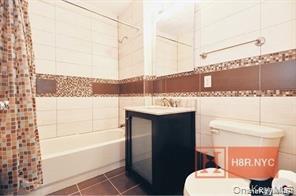 40-40 75th Street 3j Property Photo 6