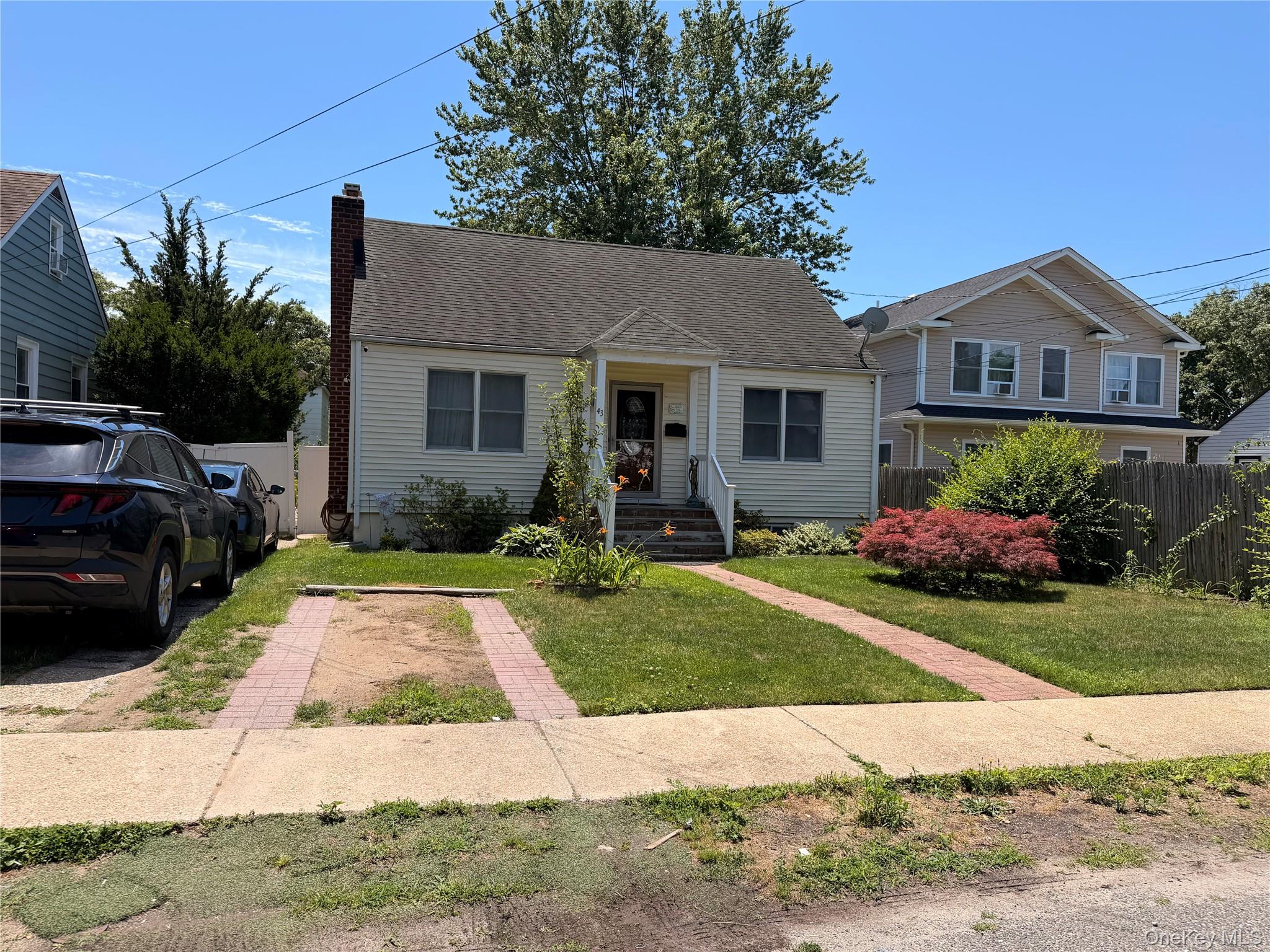 43 2nd Avenue Property Photo 1