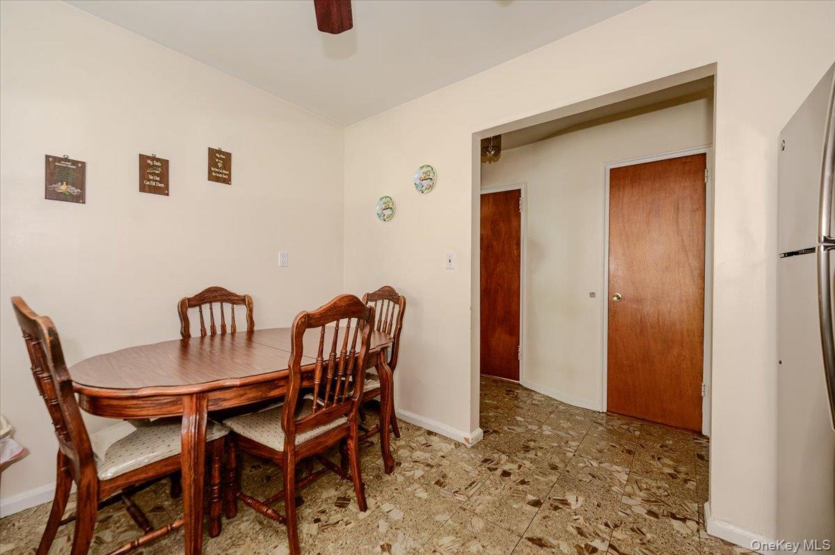 3061 Lasalle Avenue Property Photo 18