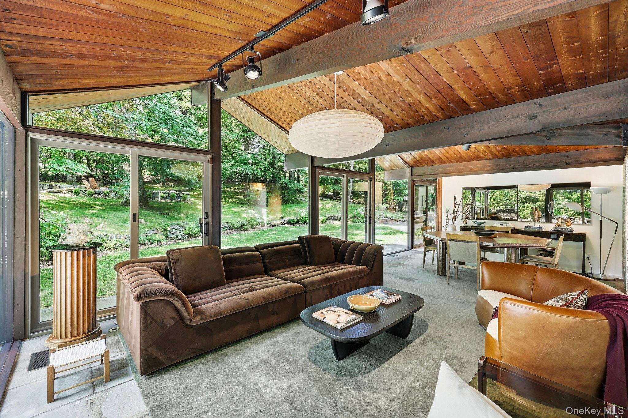 670 Long Hill Road Property Photo 10