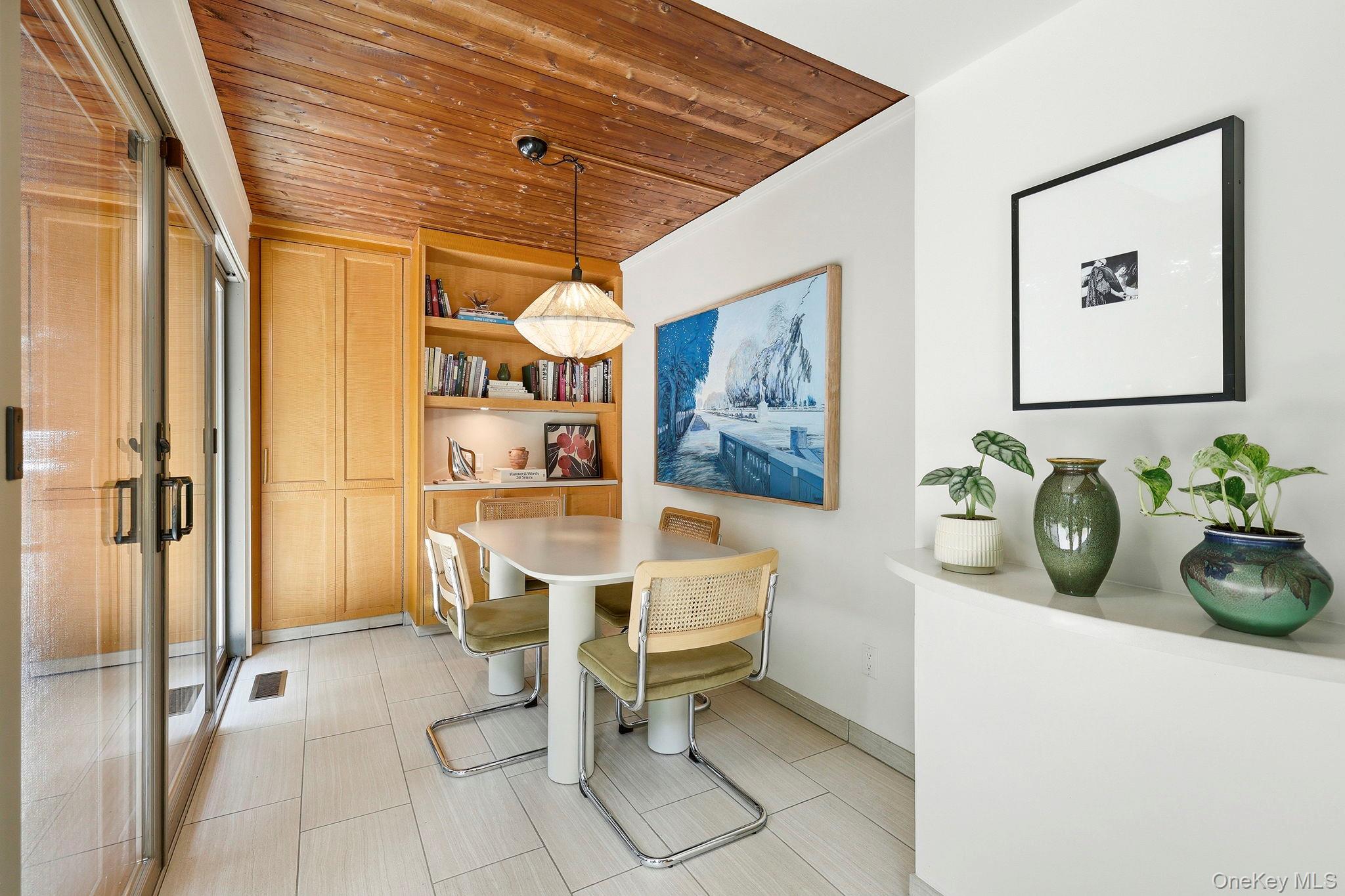 670 Long Hill Road Property Photo 16
