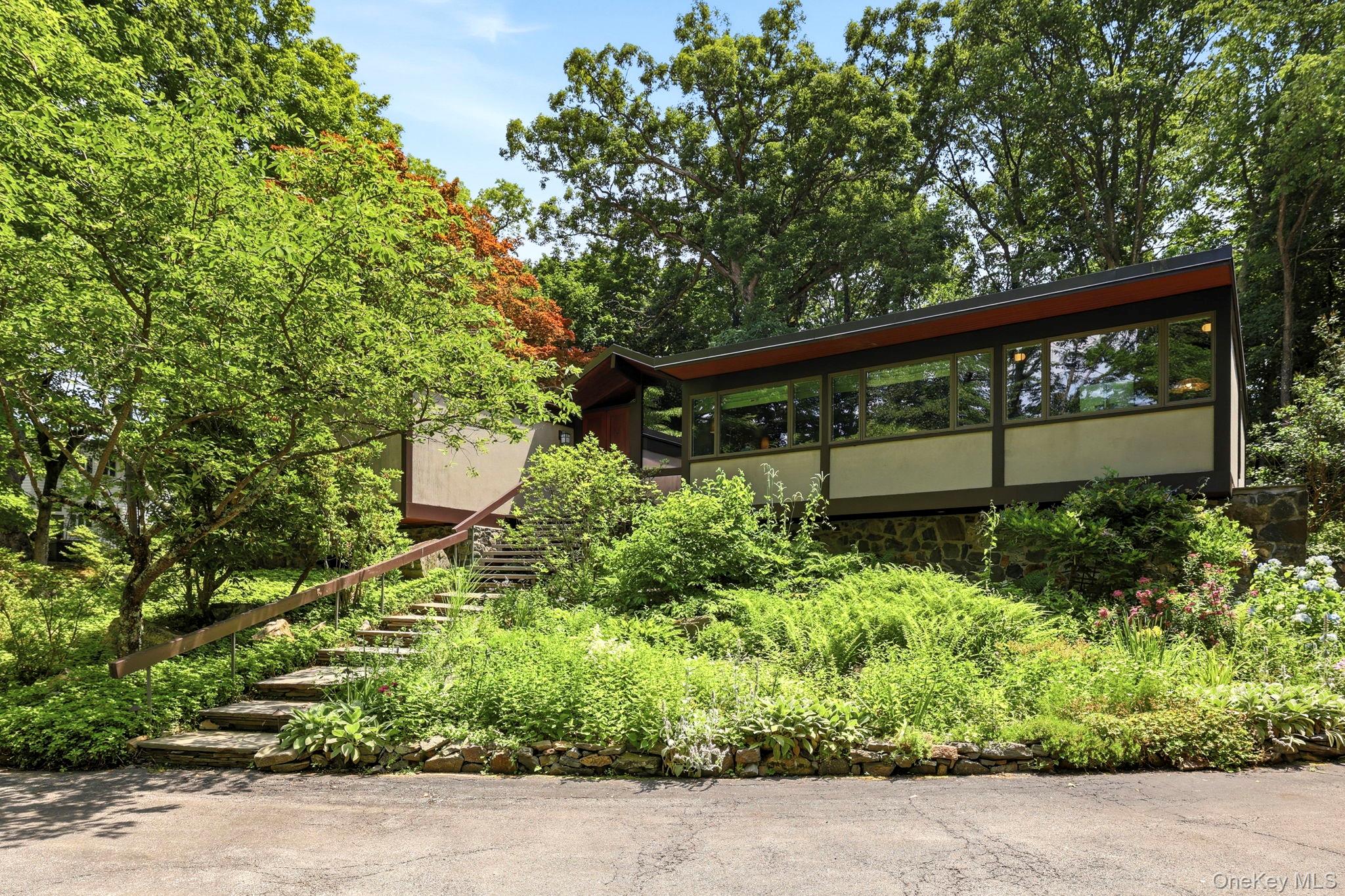 670 Long Hill Road Property Photo 33
