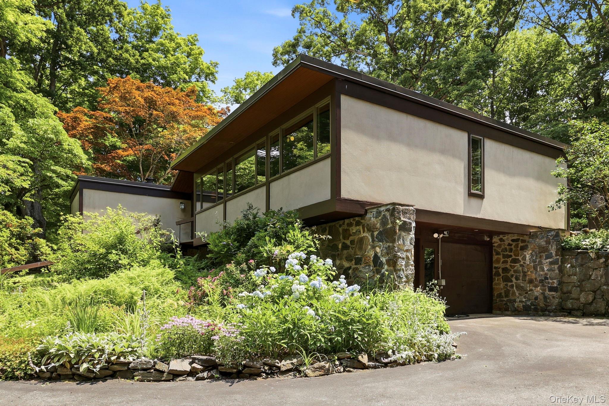 670 Long Hill Road Property Photo 34