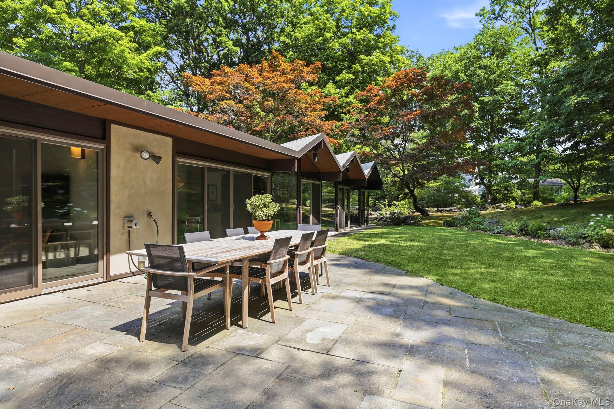 670 Long Hill Road Property Photo 35