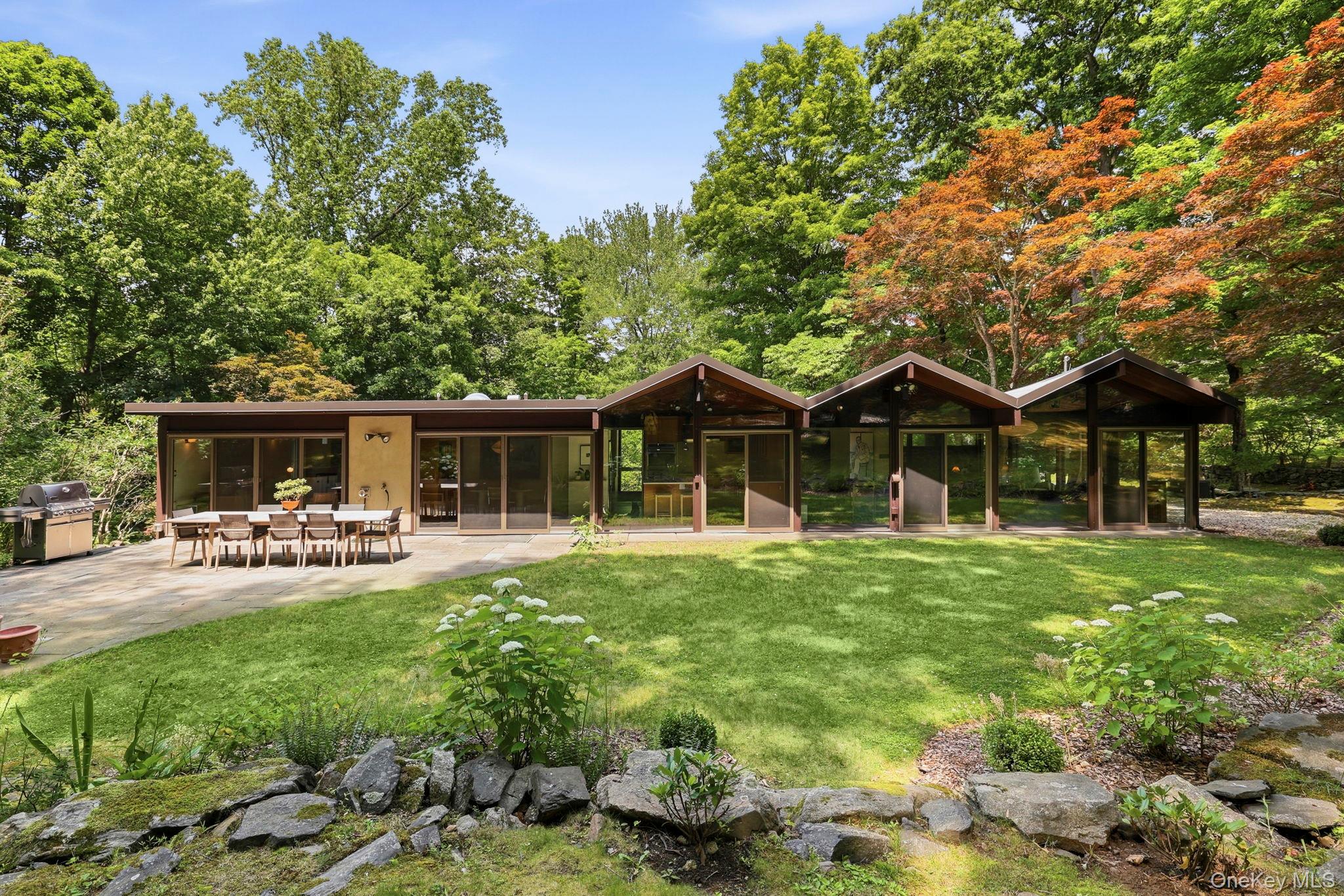 670 Long Hill Road Property Photo 38