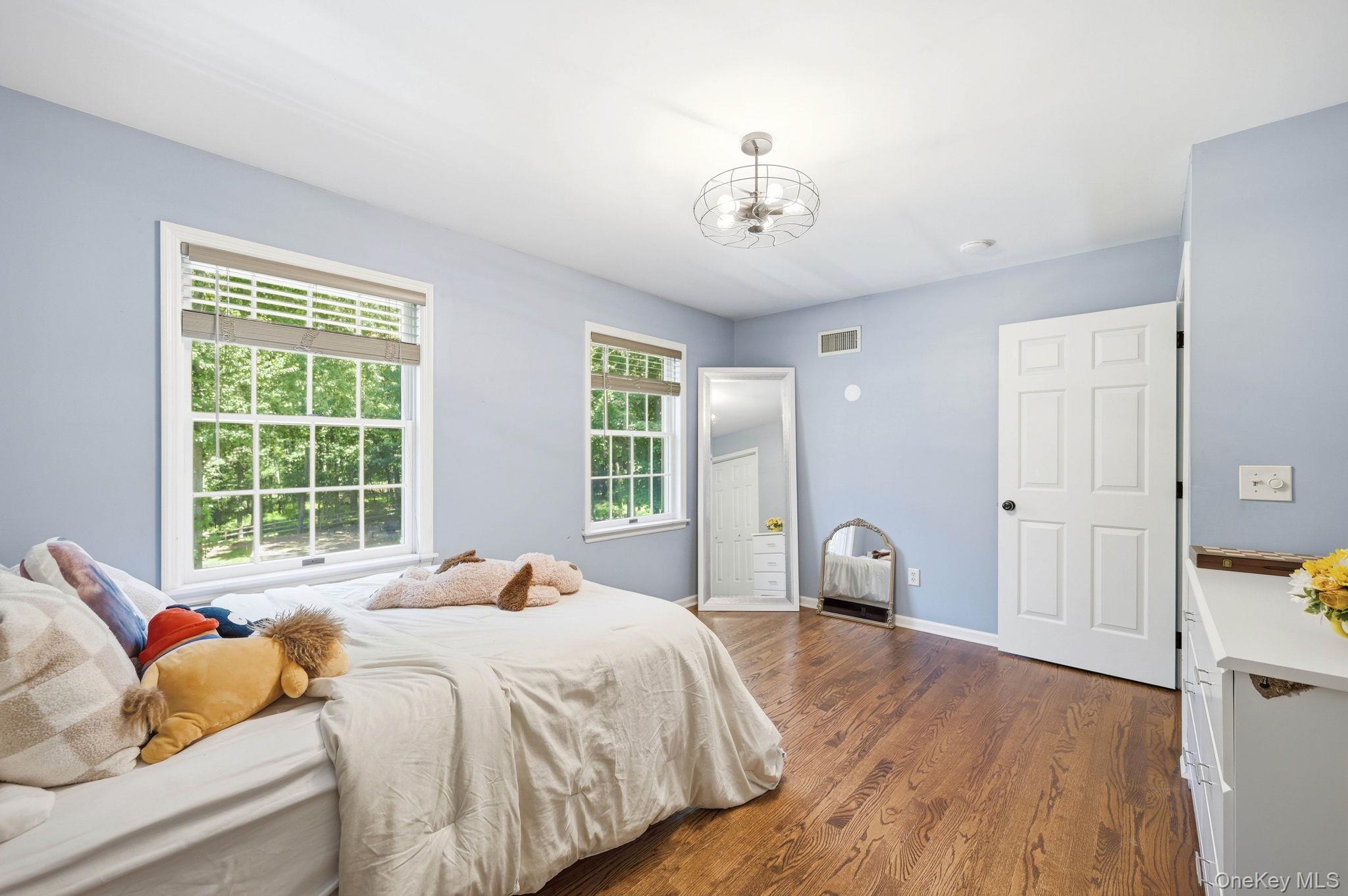 8 Sills Court Property Photo 17