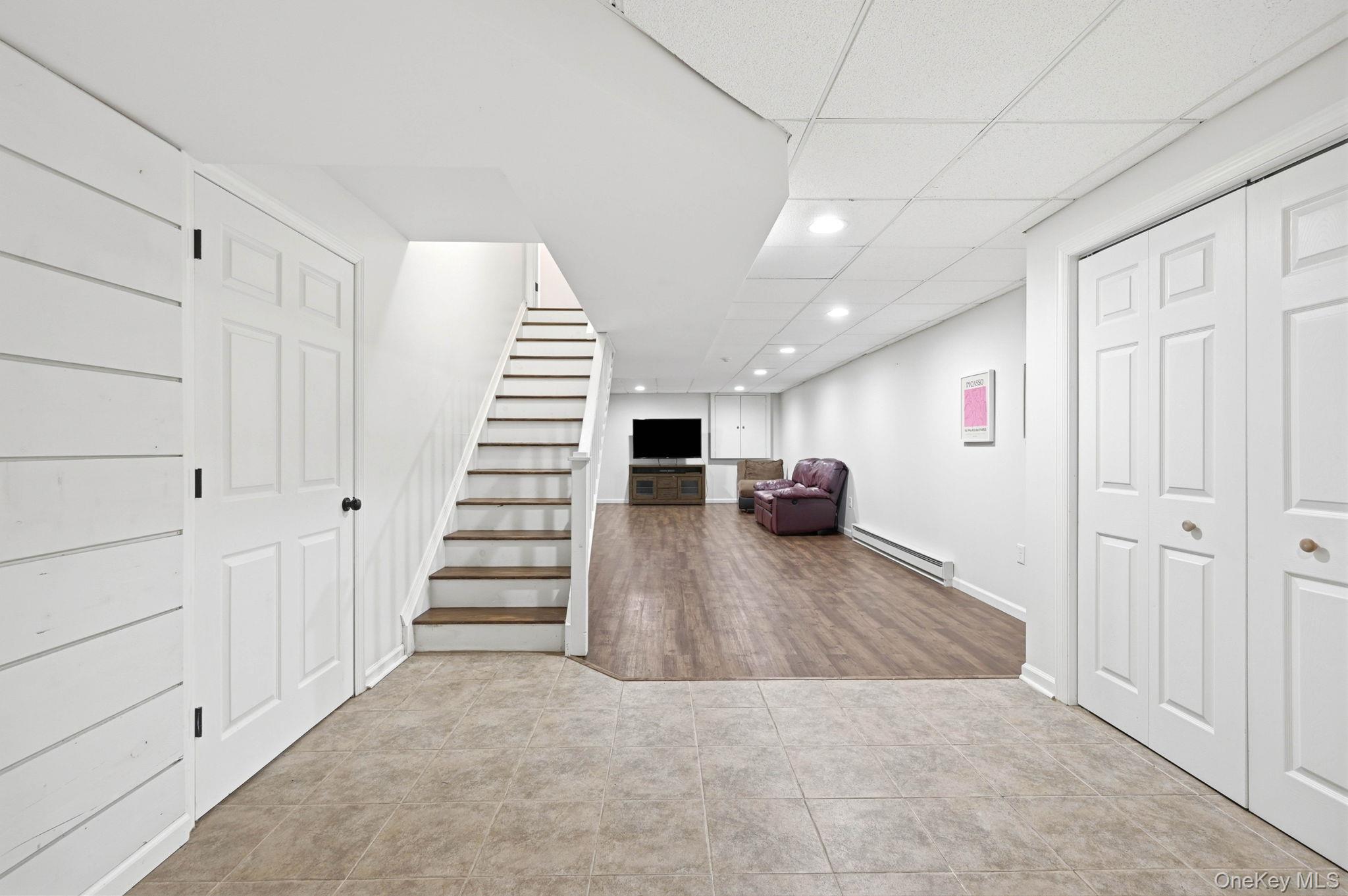 8 Sills Court Property Photo 19