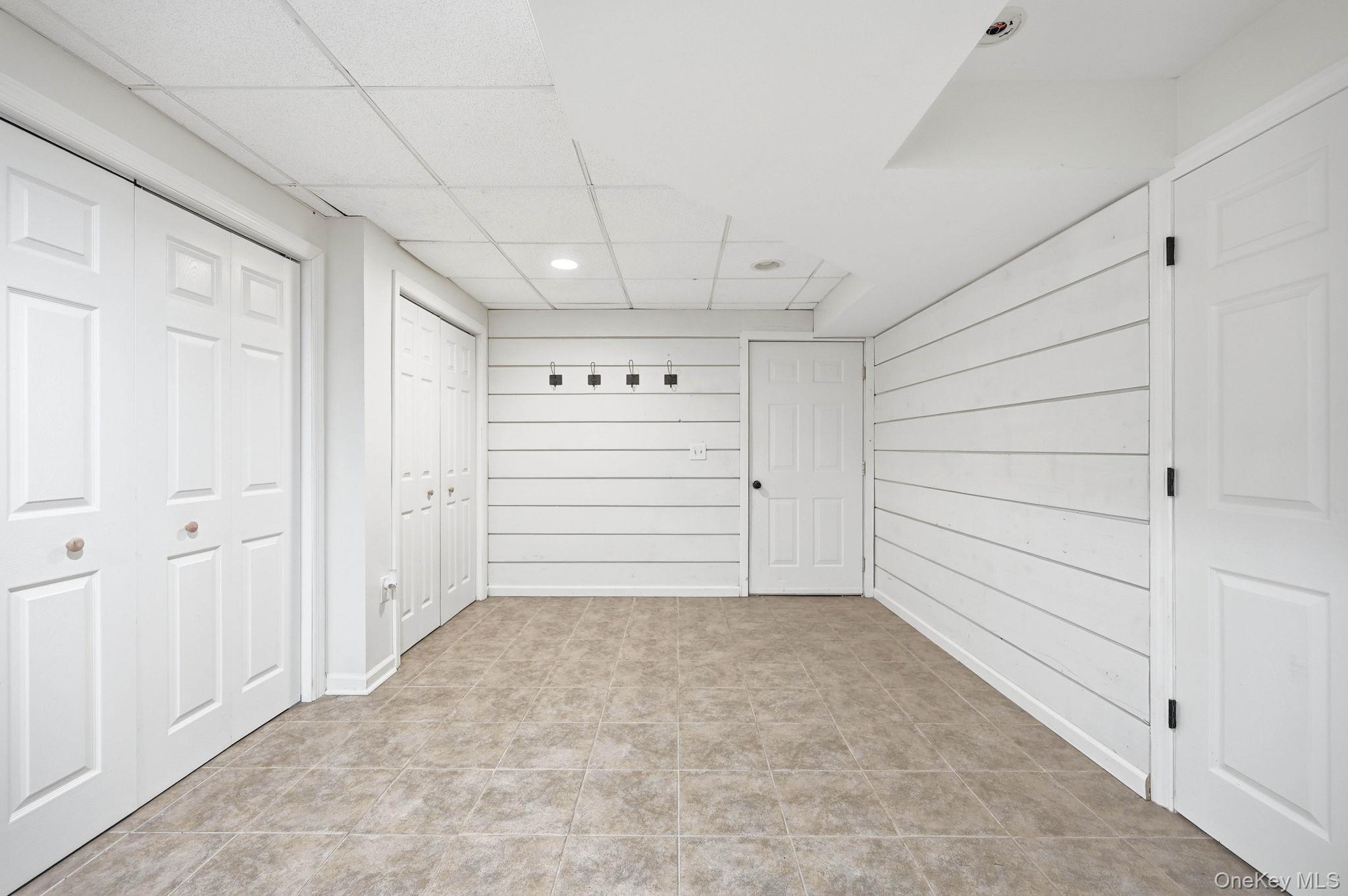 8 Sills Court Property Photo 20