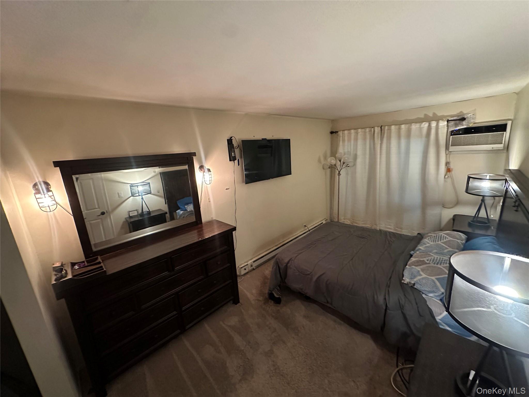 1613 Old Country Road Property Photo 12