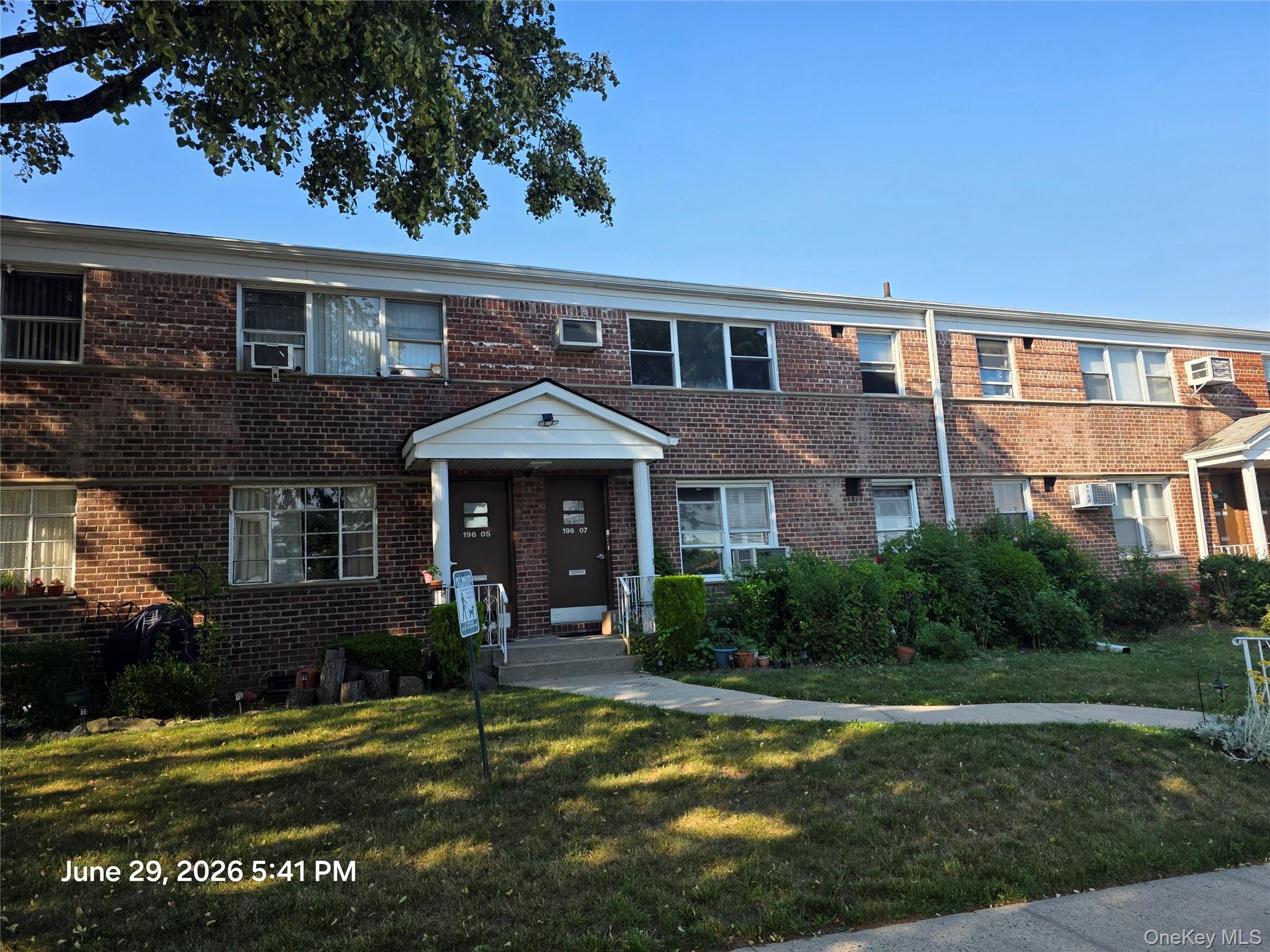 19607 Dunton Ave 1c Property Photo 3