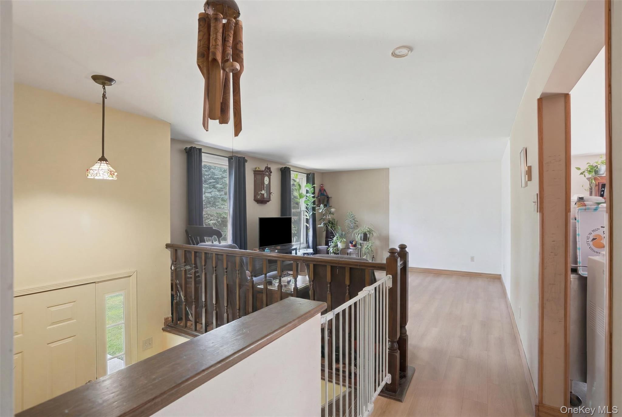 4 Riverside Drive Property Photo 11