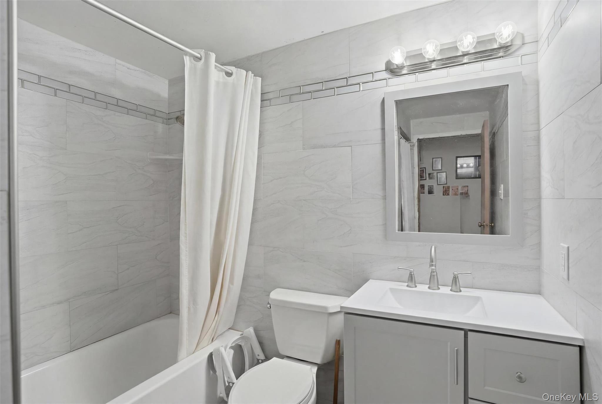4 Riverside Drive Property Photo 23